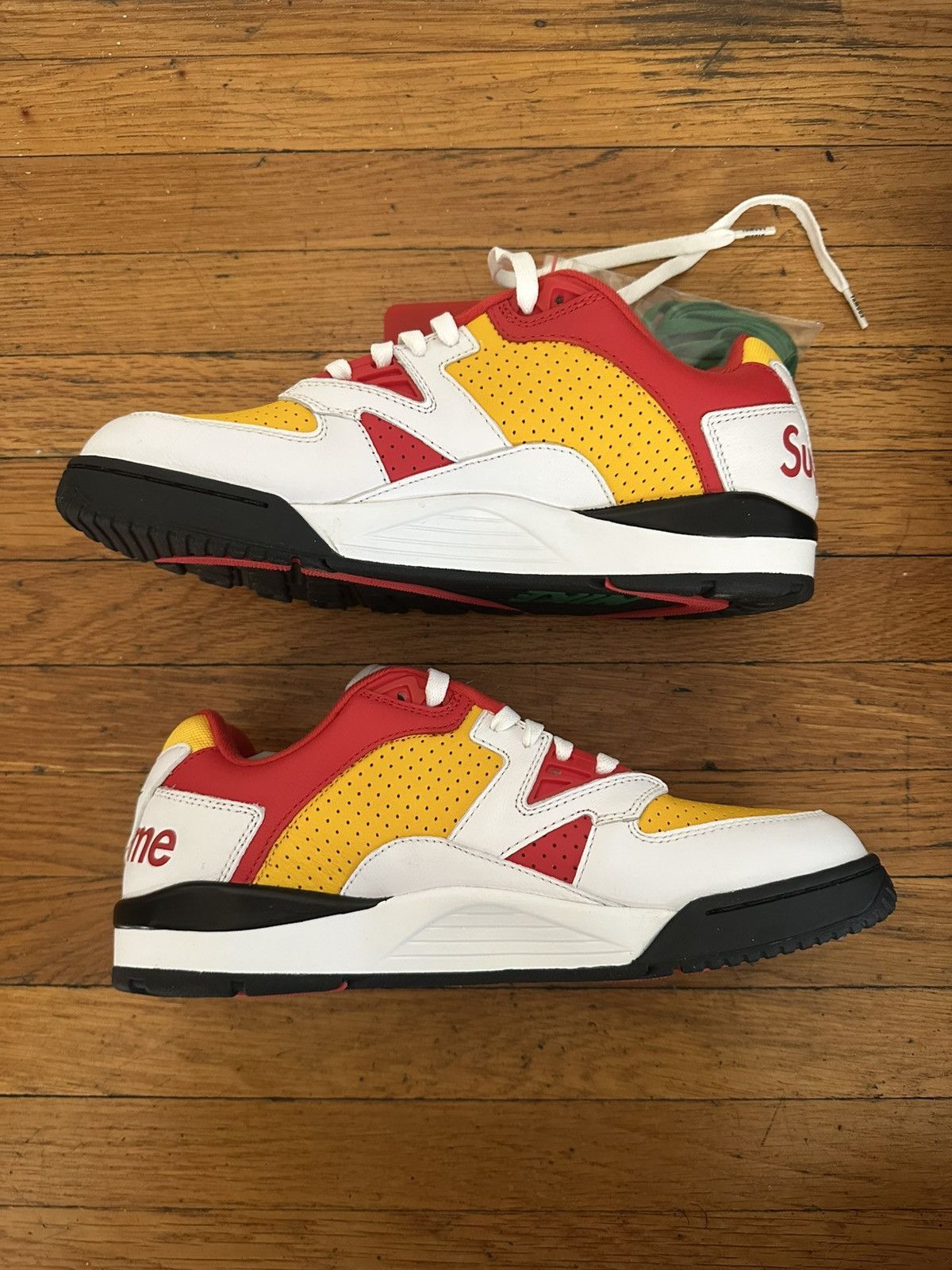 Nike × Supreme Supreme x Air Cross Trainer 3 Low 'White University Gold' Size US 11 / EU 44 - 2 Thumbnail