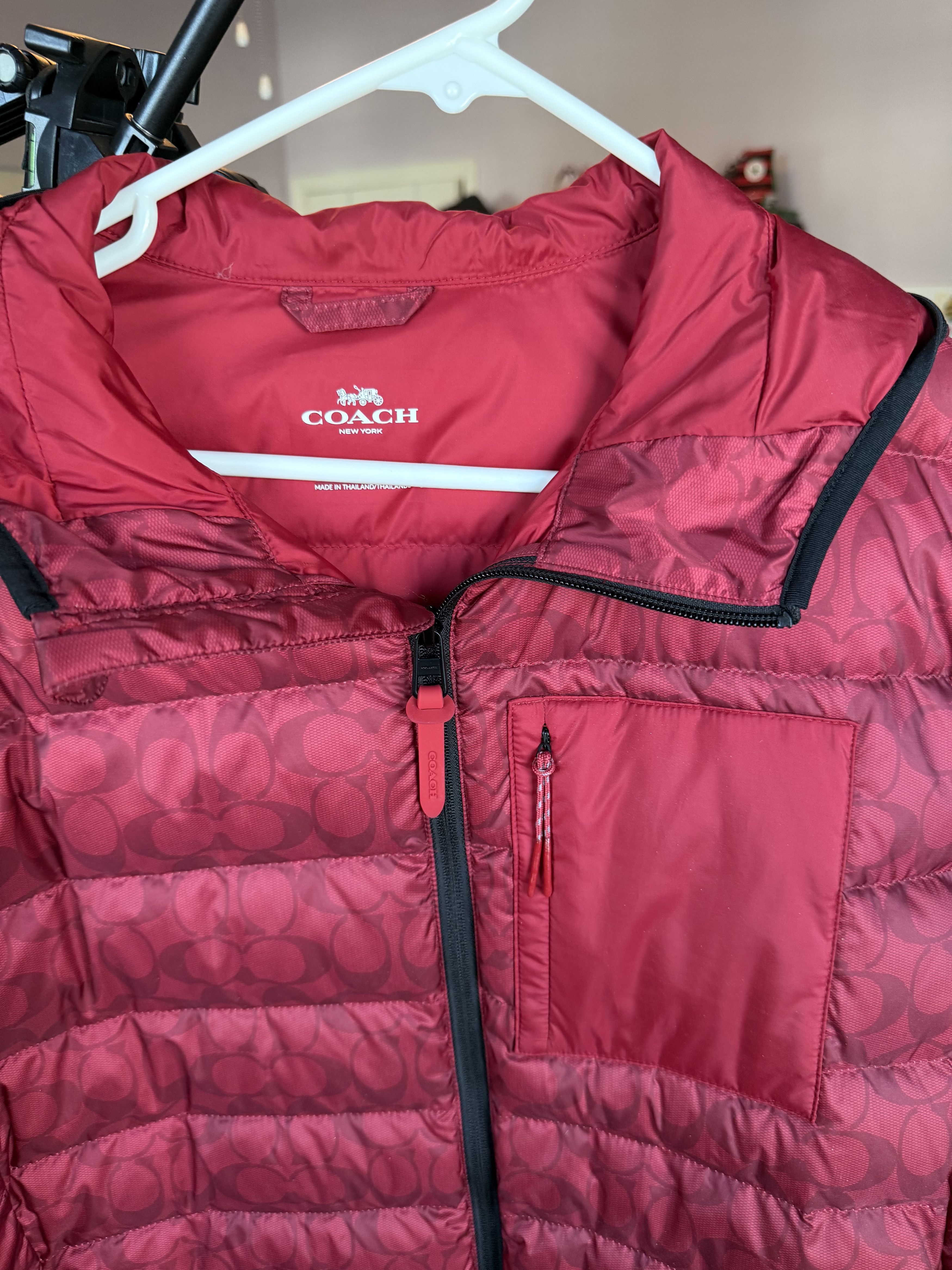 Coach Coach Red Signature Quilted Puffer Jacket Hooded Size US M / EU 48-50 / 2 - 2 Thumbnail