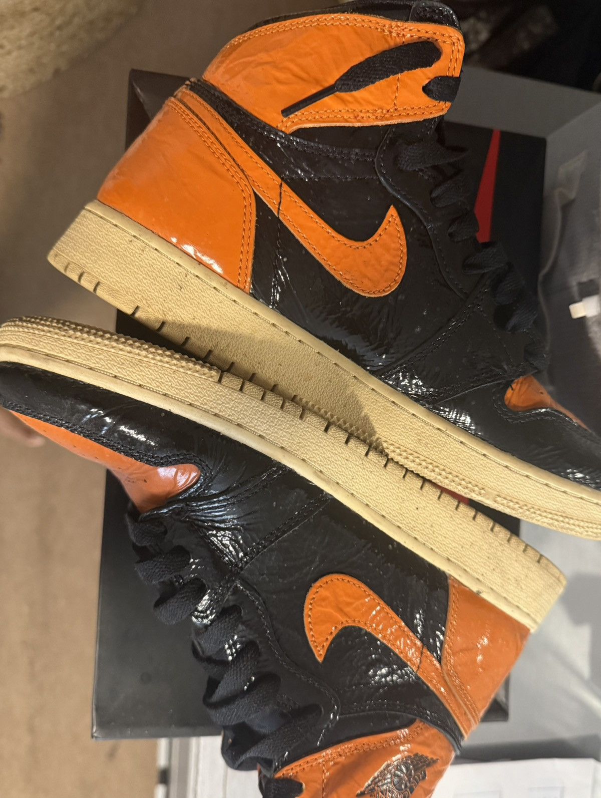 Nike Air Jordan 1 Retro High OG (GS) Shattered Backboard 3.0 Size US 6 / EU 39 - 4 Thumbnail
