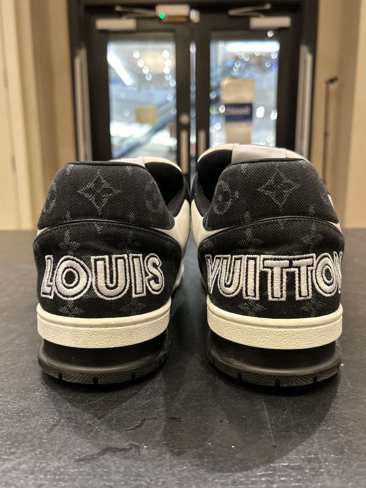 Louis Vuitton Louis Vuitton Trainer Strap - White Black Size US 13 / EU 46 - 5 Thumbnail
