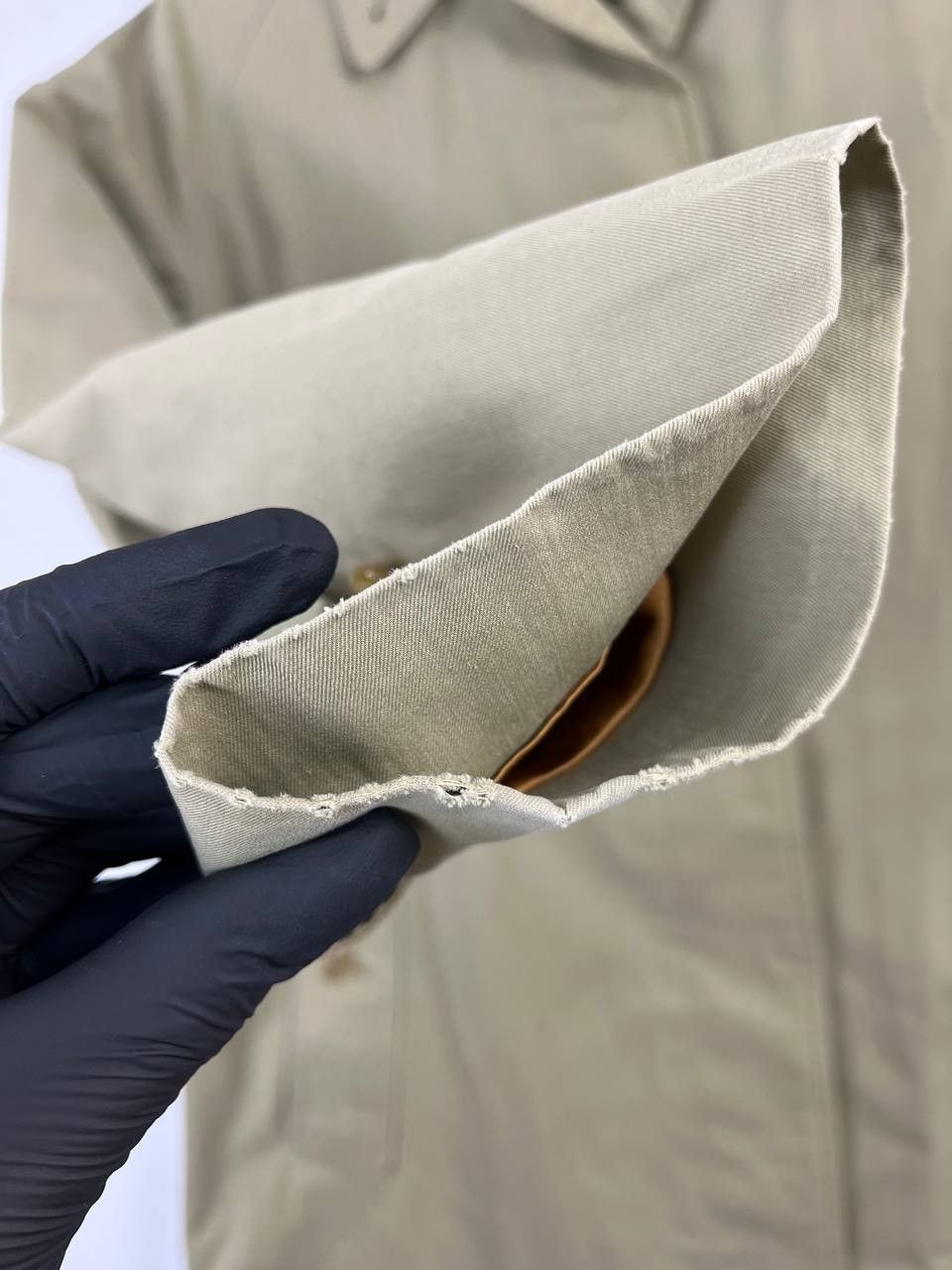 Burberry Vintage Burberrys Trench Coat Made in England Nova Check L Size US L / EU 52-54 / 3 - 9 Thumbnail