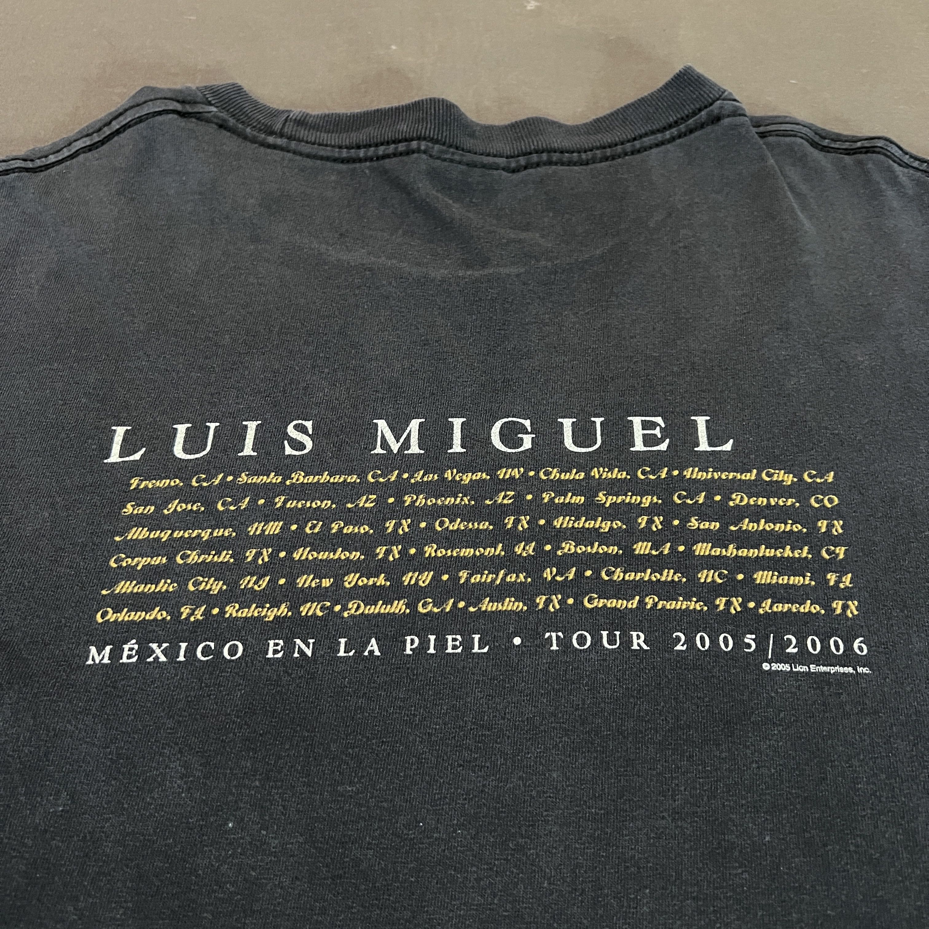Band Tees Vintage Y2K Luis Miguel Promo Tour Tee 2XL Faded Latin pop Size US XXL / EU 58 / 5 - 11 Thumbnail