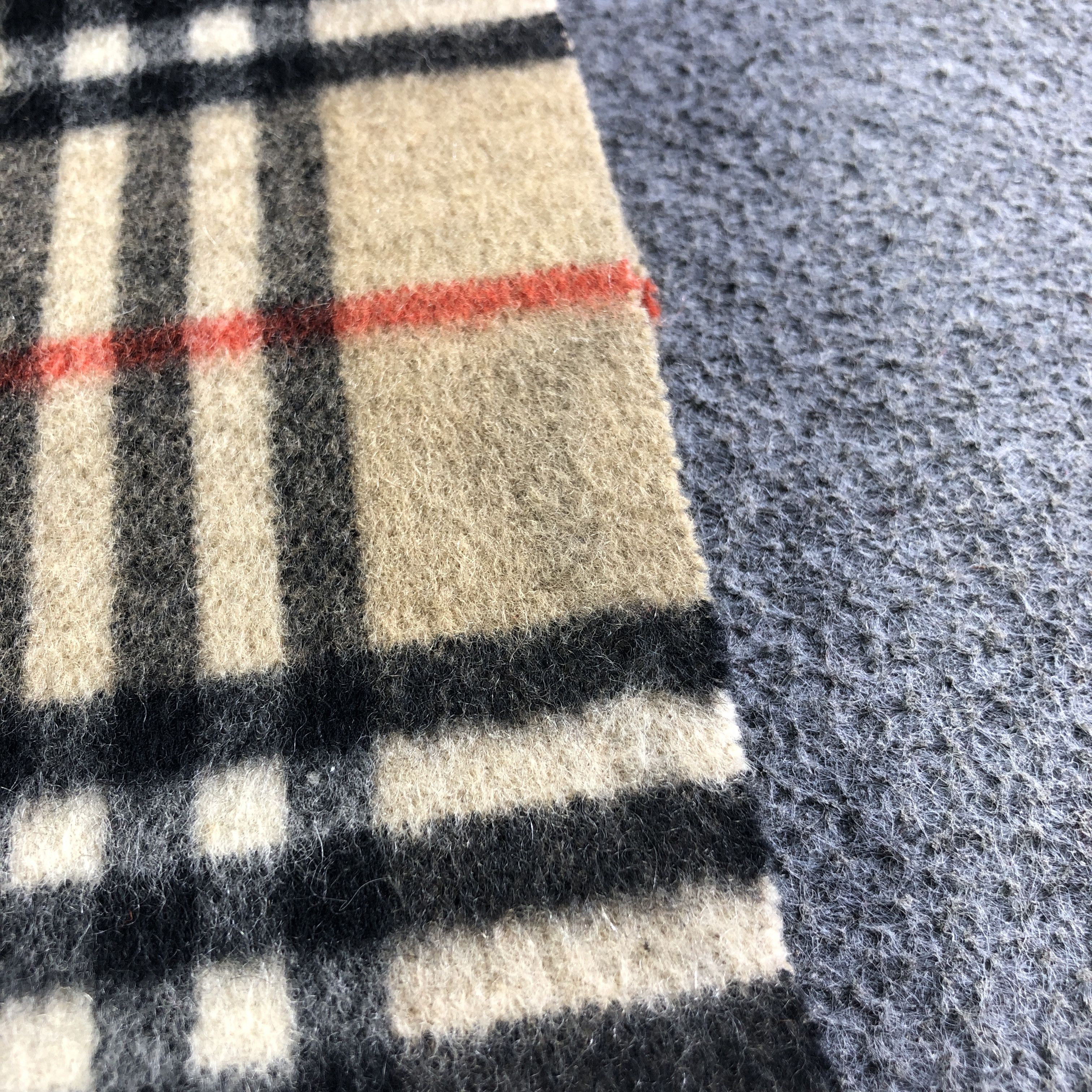 Burberry Burberrys Nova Check Cashmere Scarf Muffler V2694 Size ONE SIZE - 9 Thumbnail