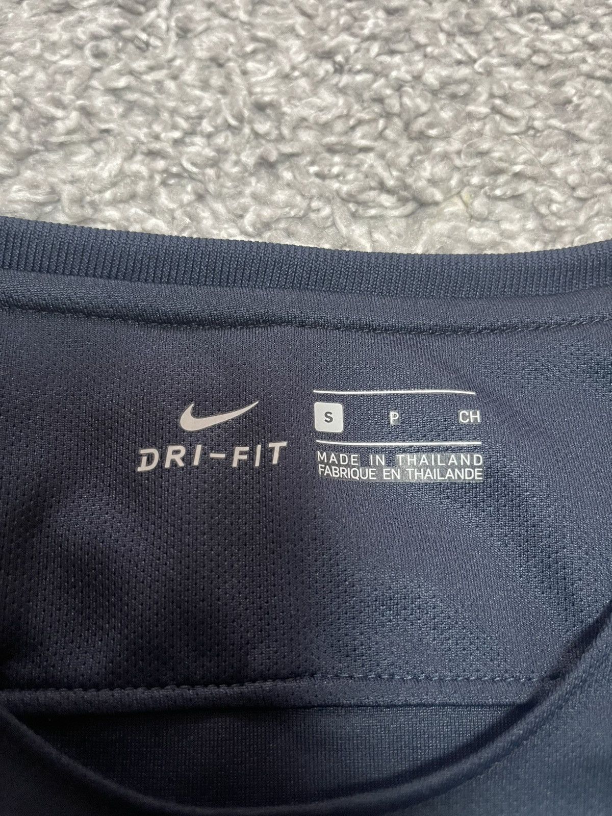 Nike HERTHA BERLIN 2017 2018 AWAY SHIRT SOCCER JERSEY szS NIKE Size US S / EU 44-46 / 1 - 11 Thumbnail