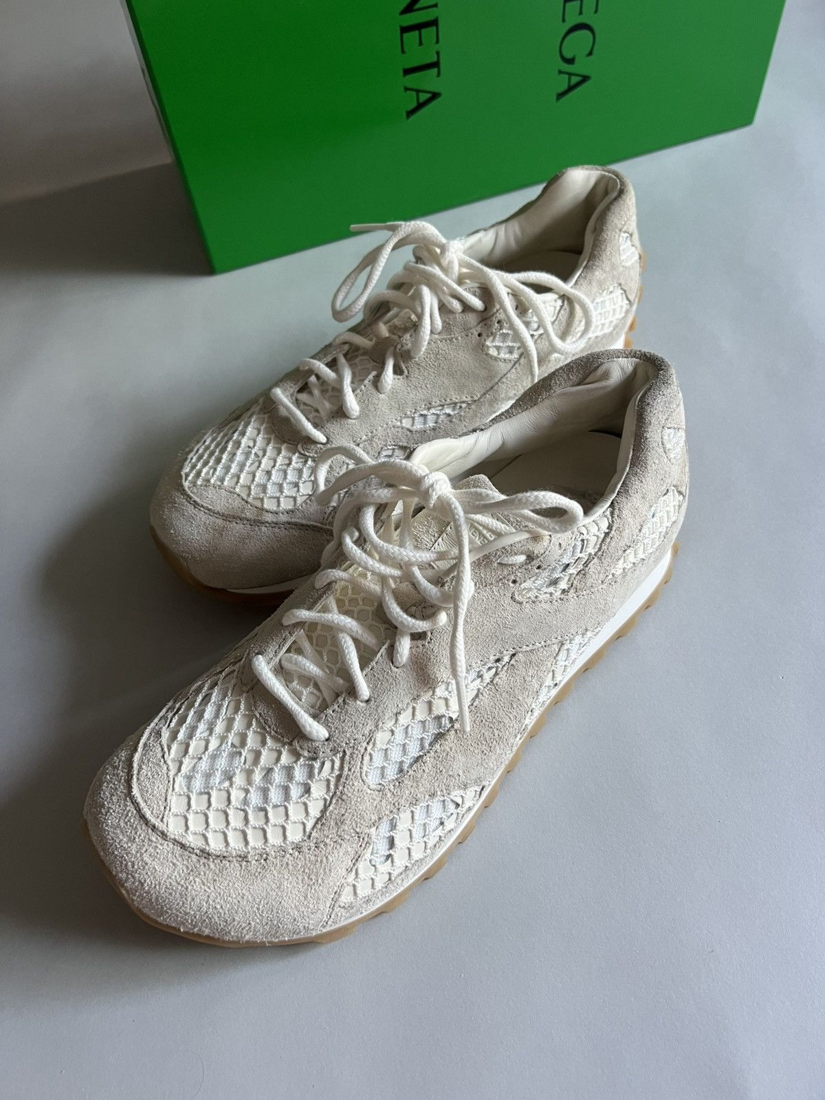 Bottega Veneta Orbit Suede Sneakers in white mesh Size US 8 / EU 41 - 2 Thumbnail