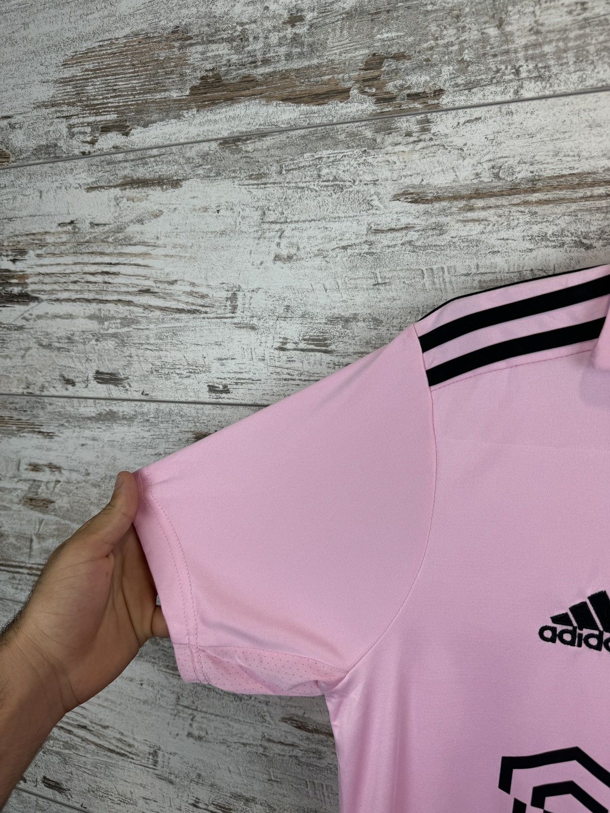 Other Mens Vintage Adidas Inter Miami Messi 10 T-shirt jersey Size US S / EU 44-46 / 1 - 6 Thumbnail