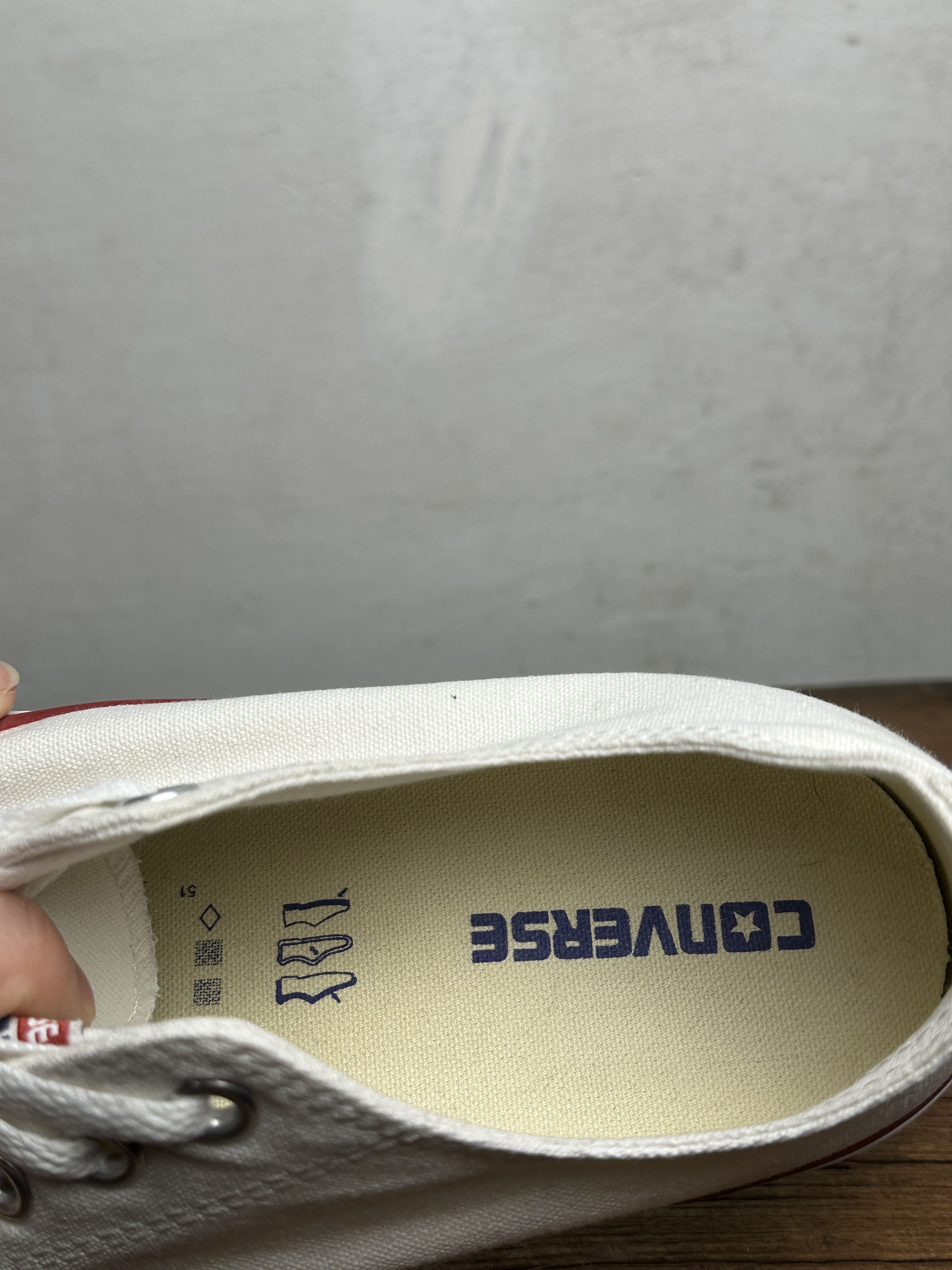 Converse Converse Chuck Taylor All Star Ox Optical White Size US 9.5 / EU 42-43 - 9 Thumbnail