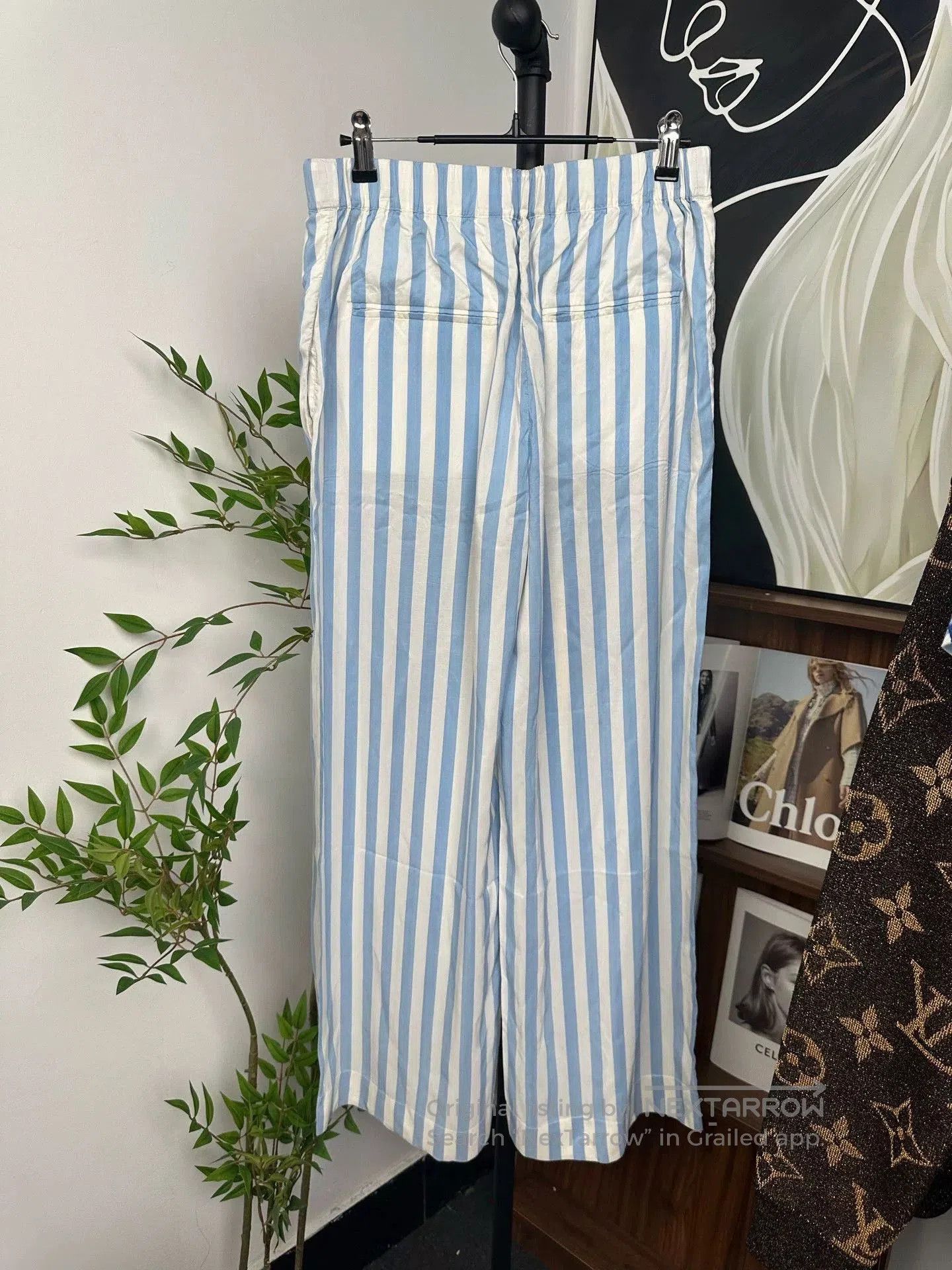 Burberry Burberry Classic Stripe Silk Wide. Size 37" - 2 Thumbnail