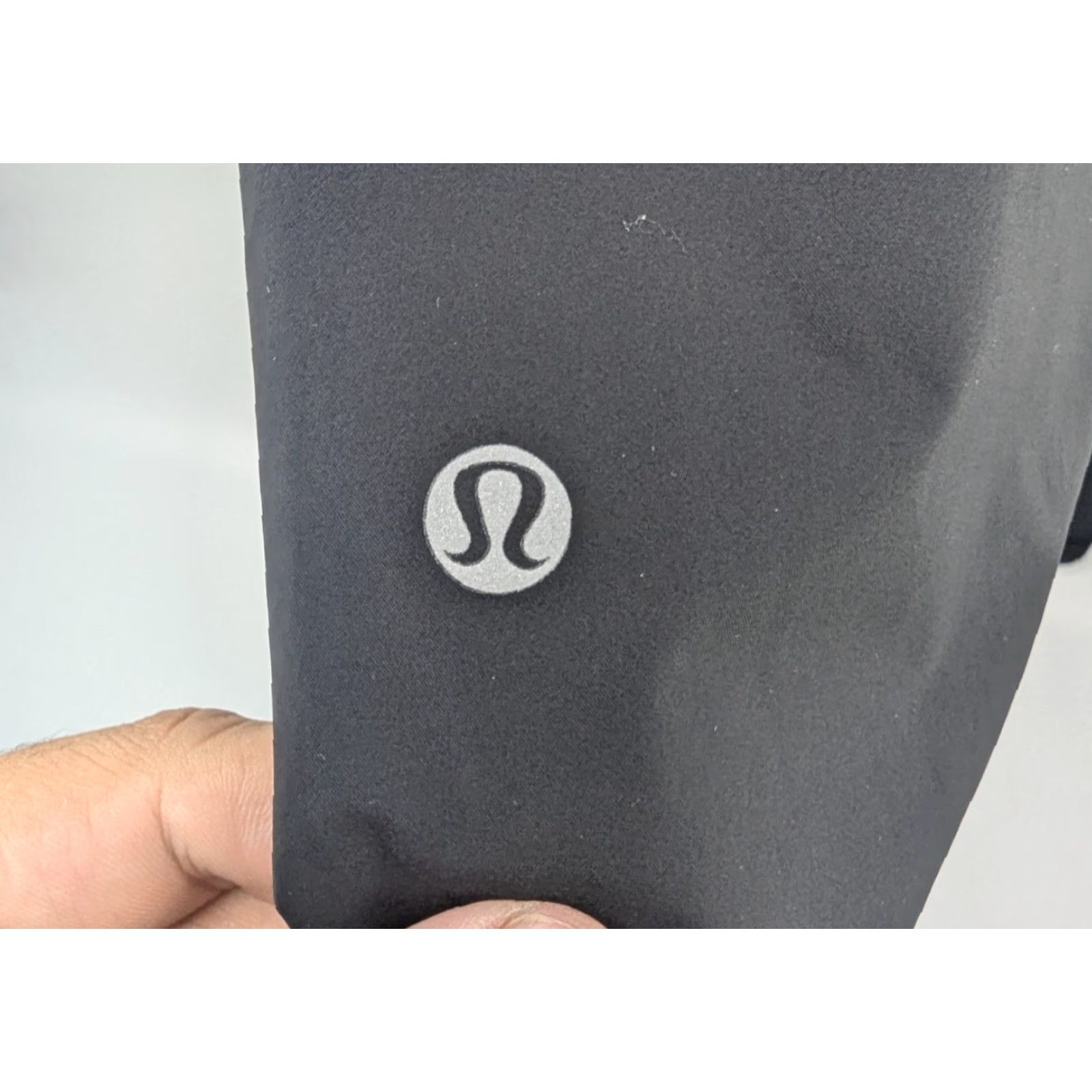Lululemon Lululemon Black Pants Womens Leggings Attached Lined Mid Rise Zip Pockets Size 6 Size 28" / US 6 / IT 42 - 5 Thumbnail