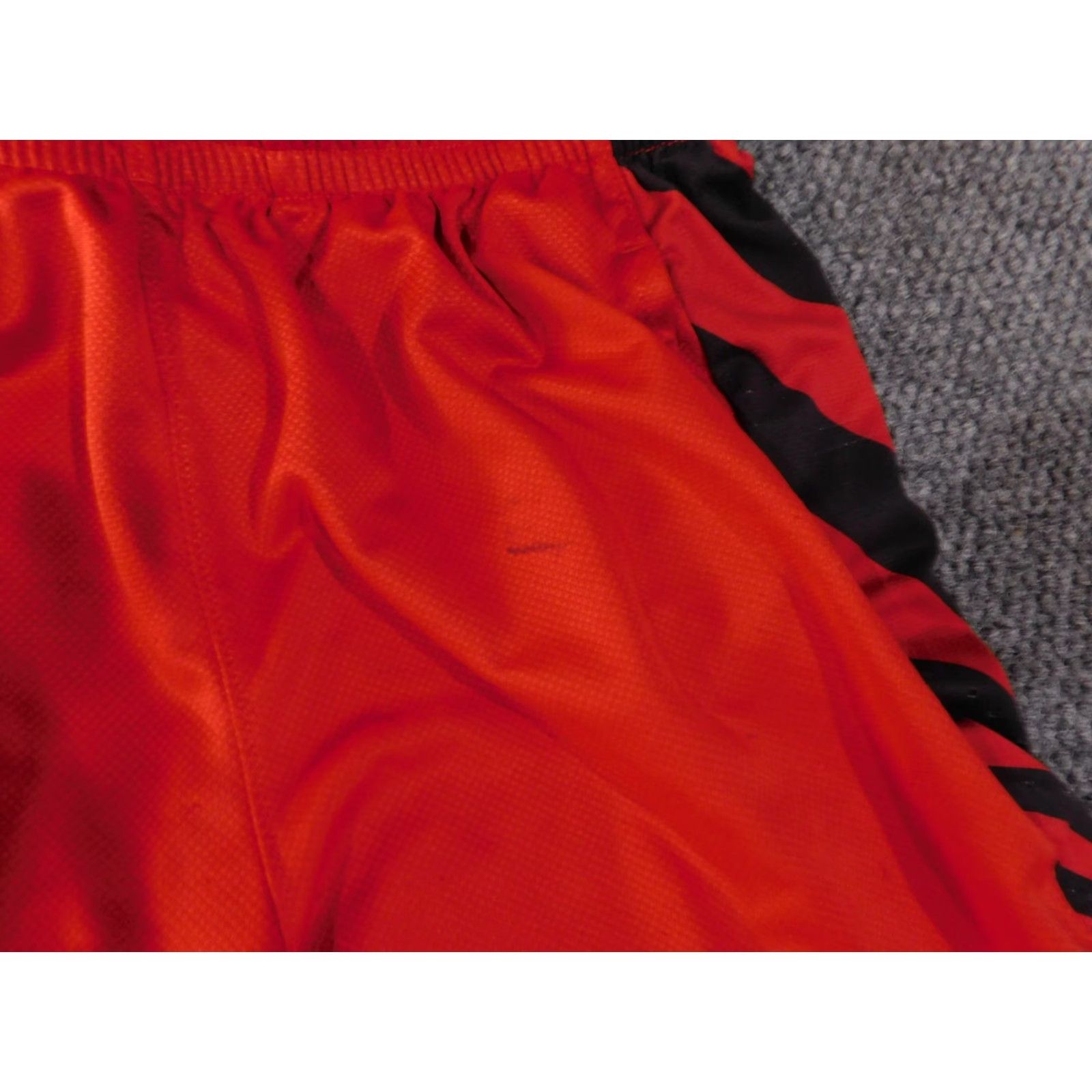Nike Nike Dri-FIT Shorts Mens L red Athletic Basketball Pockets Drawstring Elastic Waist Quick Dry Moisture Wicking Inseam 10 in Regular Size US 33 - 4 Thumbnail