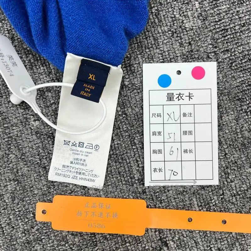 Louis Vuitton Louis Vuitton Blue Wool Long Sleeve Knit Sweater . Size US XL / EU 56 / 4 - 4 Thumbnail