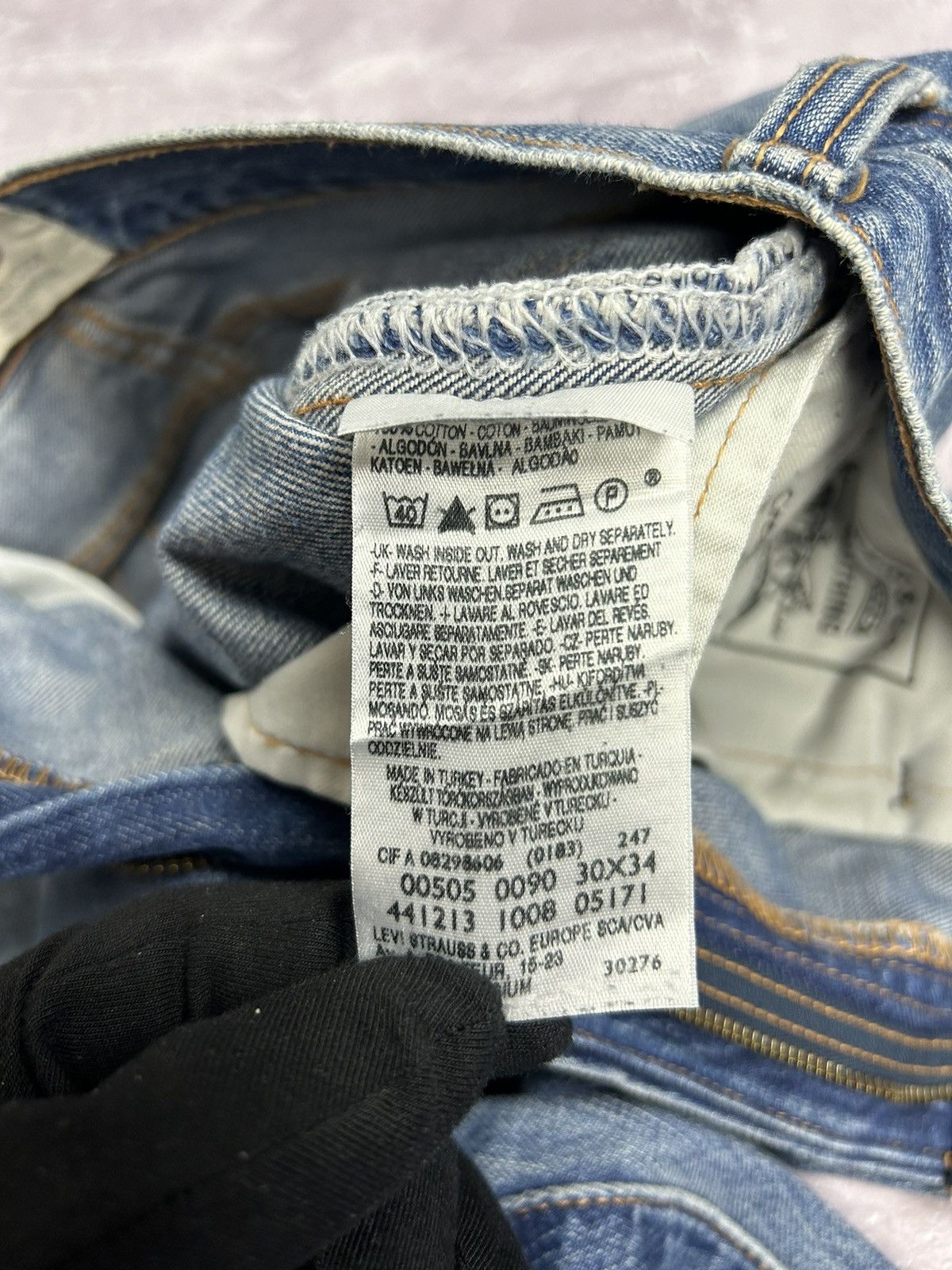 Levi's × Levi's Vintage Clothing × Vintage y2k Levis 505 Limited Edition Jeans Vintage 30x34 90s RARE Size US 30 / EU 46 - 7 Thumbnail