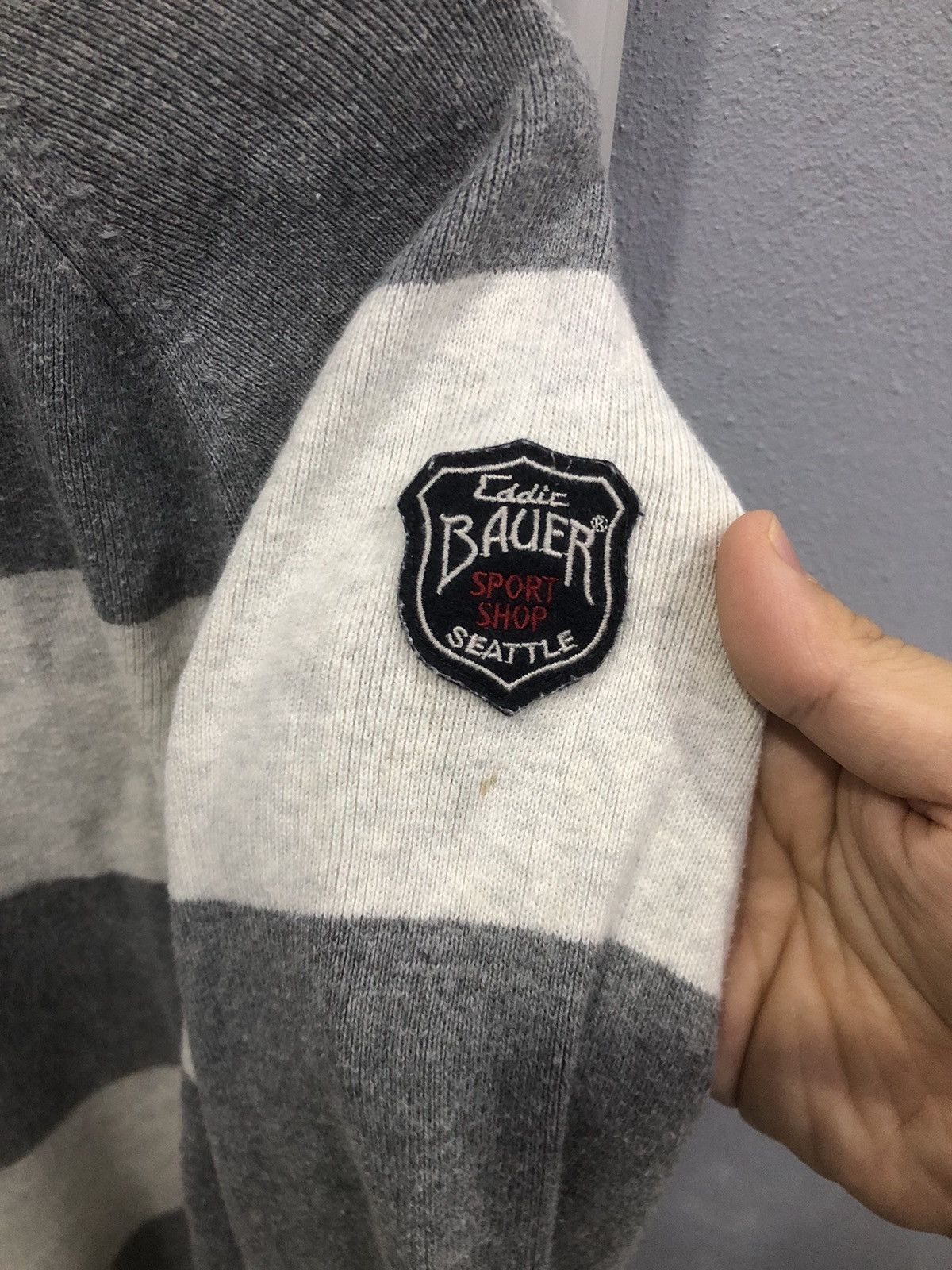 Eddie Bauer × Japanese Brand Vintage Eddie Bauer Striped distressed Sweatshirt Size US S / EU 44-46 / 1 - 7 Thumbnail
