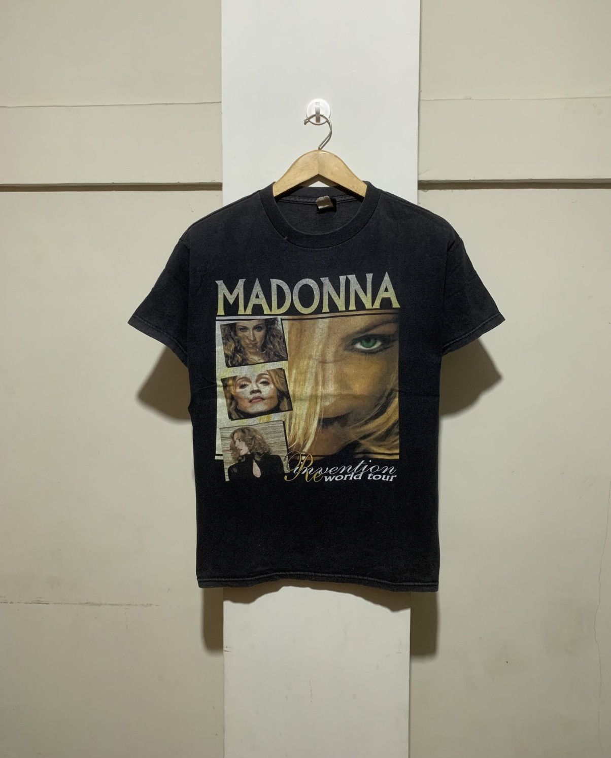 Band Tees VINTAGE MADONNA ‘REINVENTION WORLD TOUR’ TEE Rap Tee Style Size US M / EU 48-50 / 2 - 1 Thumbnail
