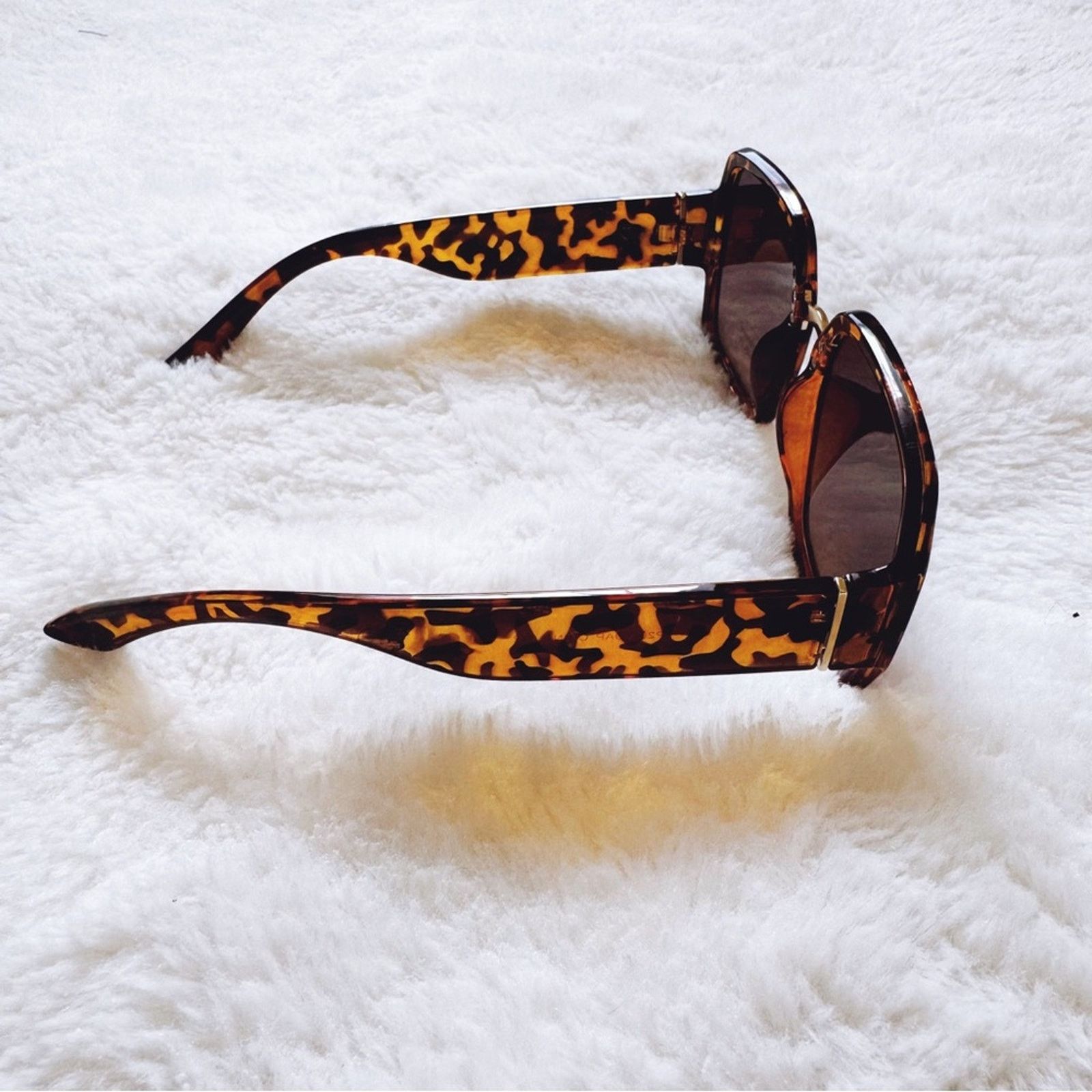 Other Layla Tortoise Brown Sleek Square Sunglasses Size ONE SIZE - 9 Thumbnail