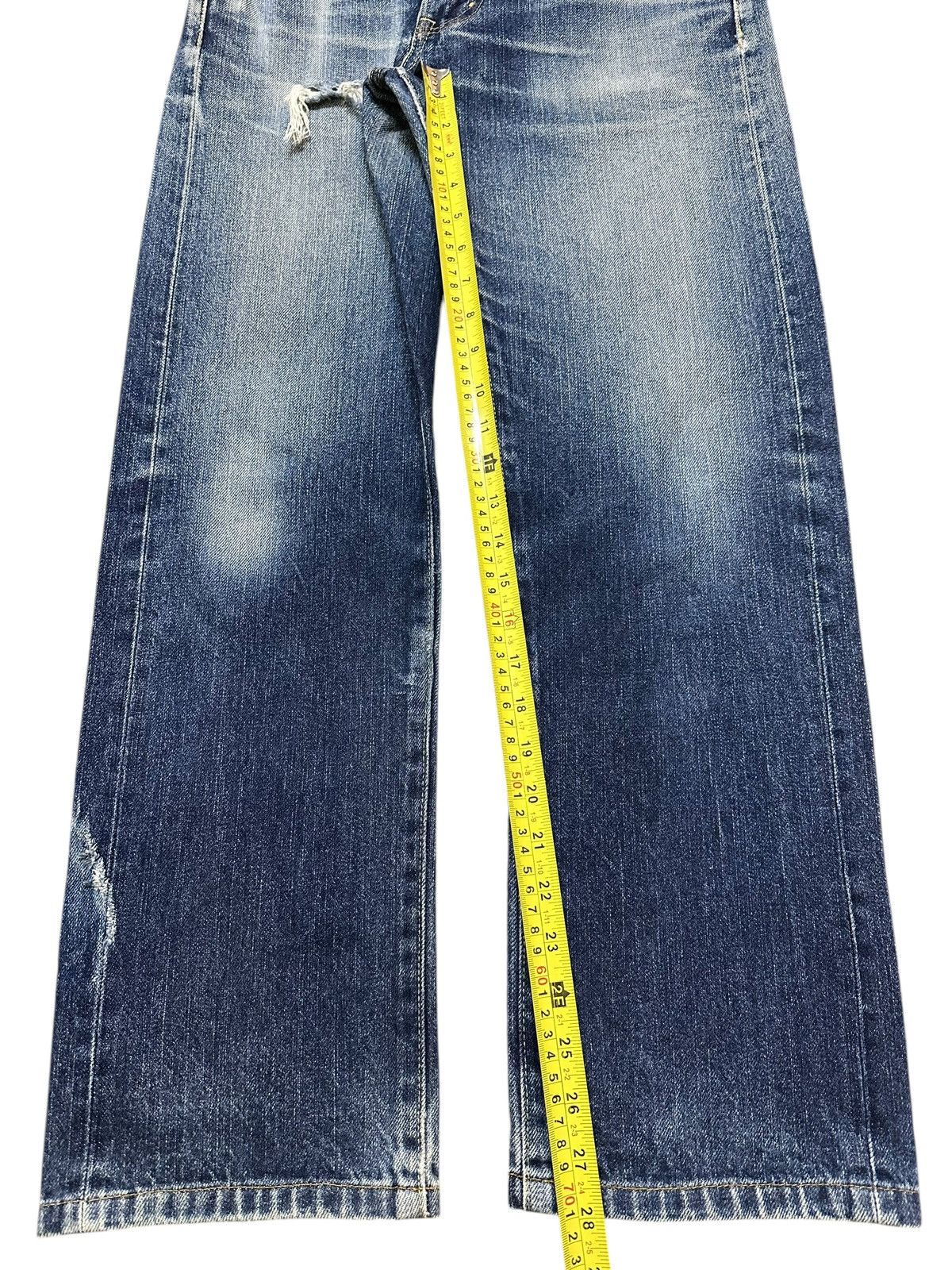 Uniqlo Vintage Japanese Uniqlo S002 Selvedge Blue Wash Loose Jeans Size US 31 - 12 Thumbnail