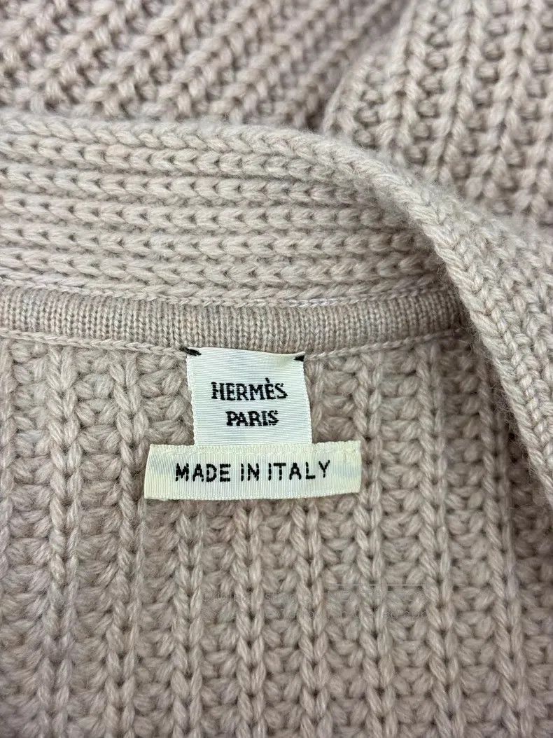 Hermes Hermes Silk printed cashmere patchwork cardigan jacket Size XS / US 0-2 / IT 36-38 - 4 Thumbnail