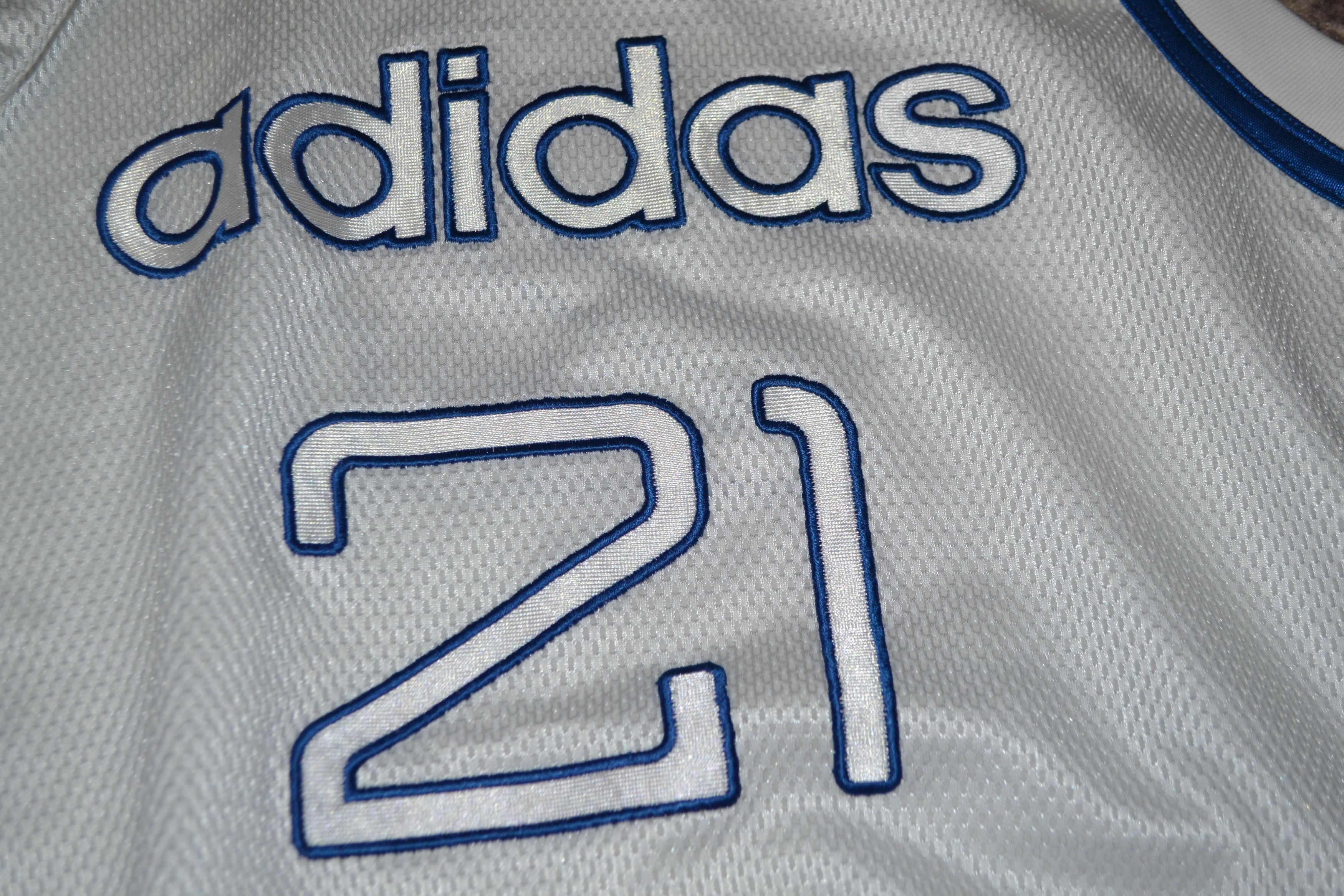 Adidas Vintage 2000s NBA Basketball Jersey KG 21 Kevin Garnett Size US L / EU 52-54 / 3 - 4 Thumbnail