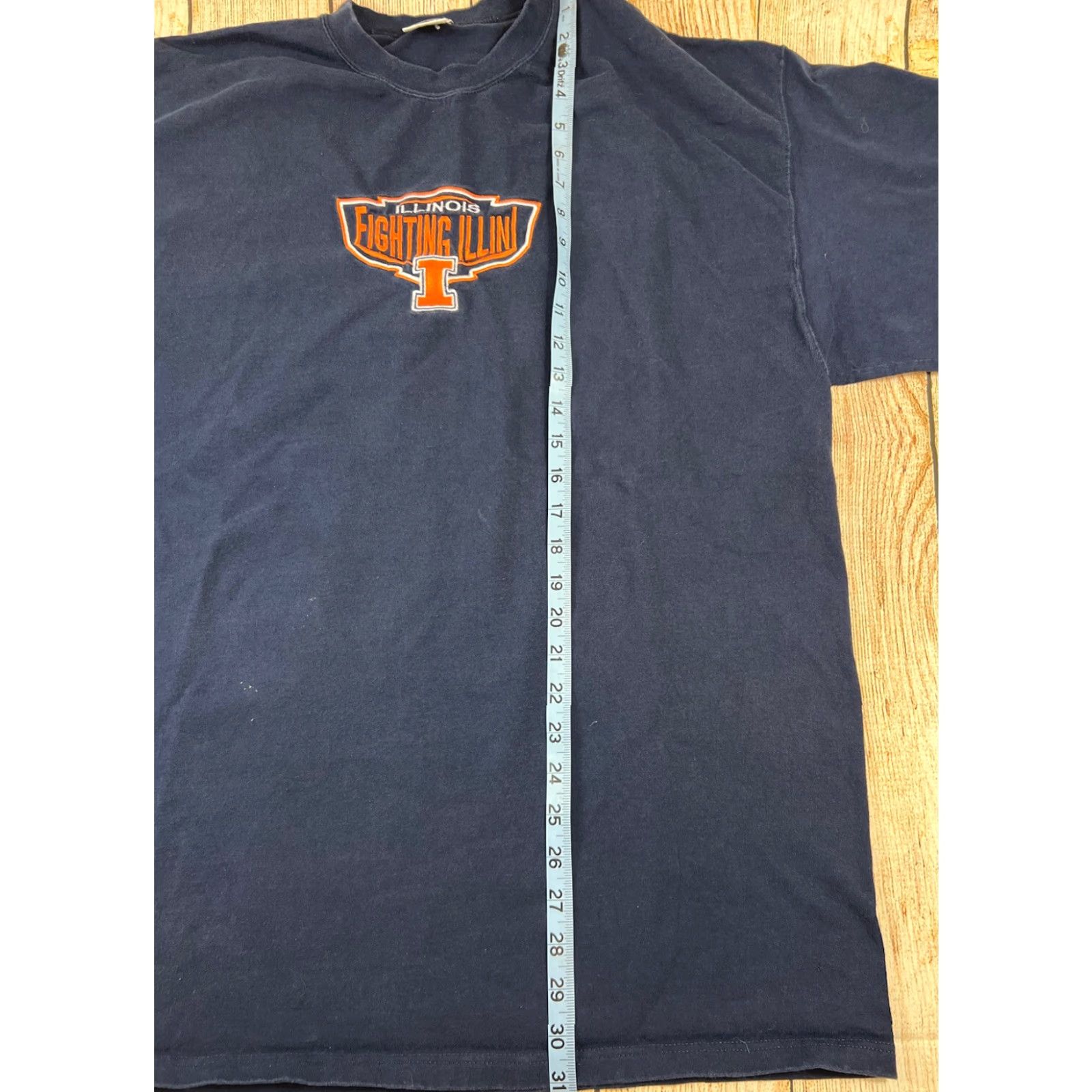 Starter VINTAGE Starter Illinois Fighting Illini Blue T Shirt XL Men XL Blue Embroidered Sports Distressed Made In USA Size US XL / EU 56 / 4 - 4 Thumbnail