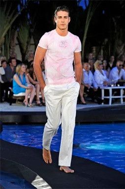 Chanel Chanel - Resort 2009 - Tie-Dye Logo Tee Size M / US 6-8 / IT 42-44 - 2 Thumbnail