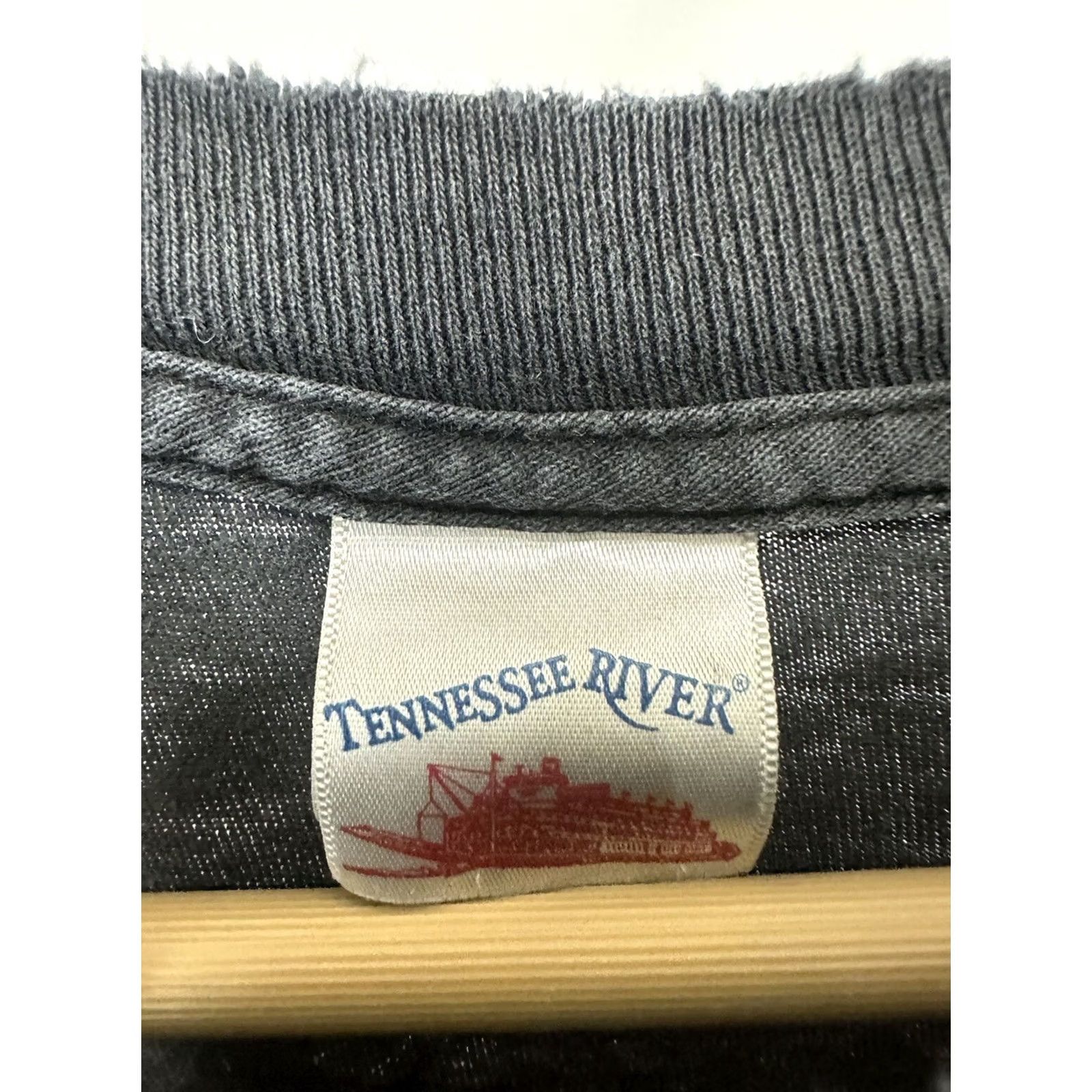 Vintage VTG Tennessee River T-Shirt M Black Jesus Christian Thrashed Distressed WIP 90s? Not Applicable Size US M / EU 48-50 / 2 - 3 Thumbnail