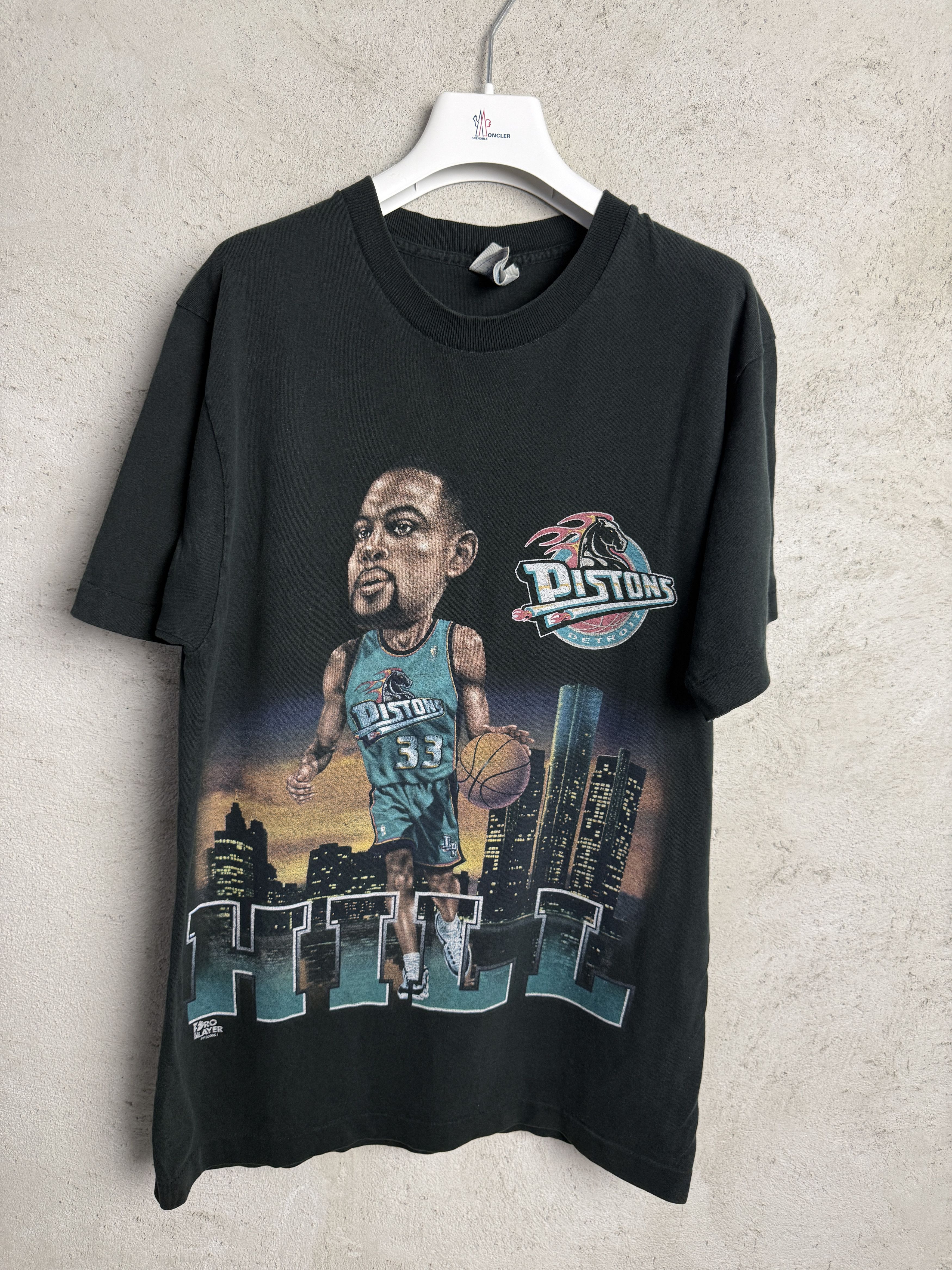 NBA Vintage 90s Grant Hill t-shirt tee Pistons player nba Size US M / EU 48-50 / 2 - 1 Thumbnail