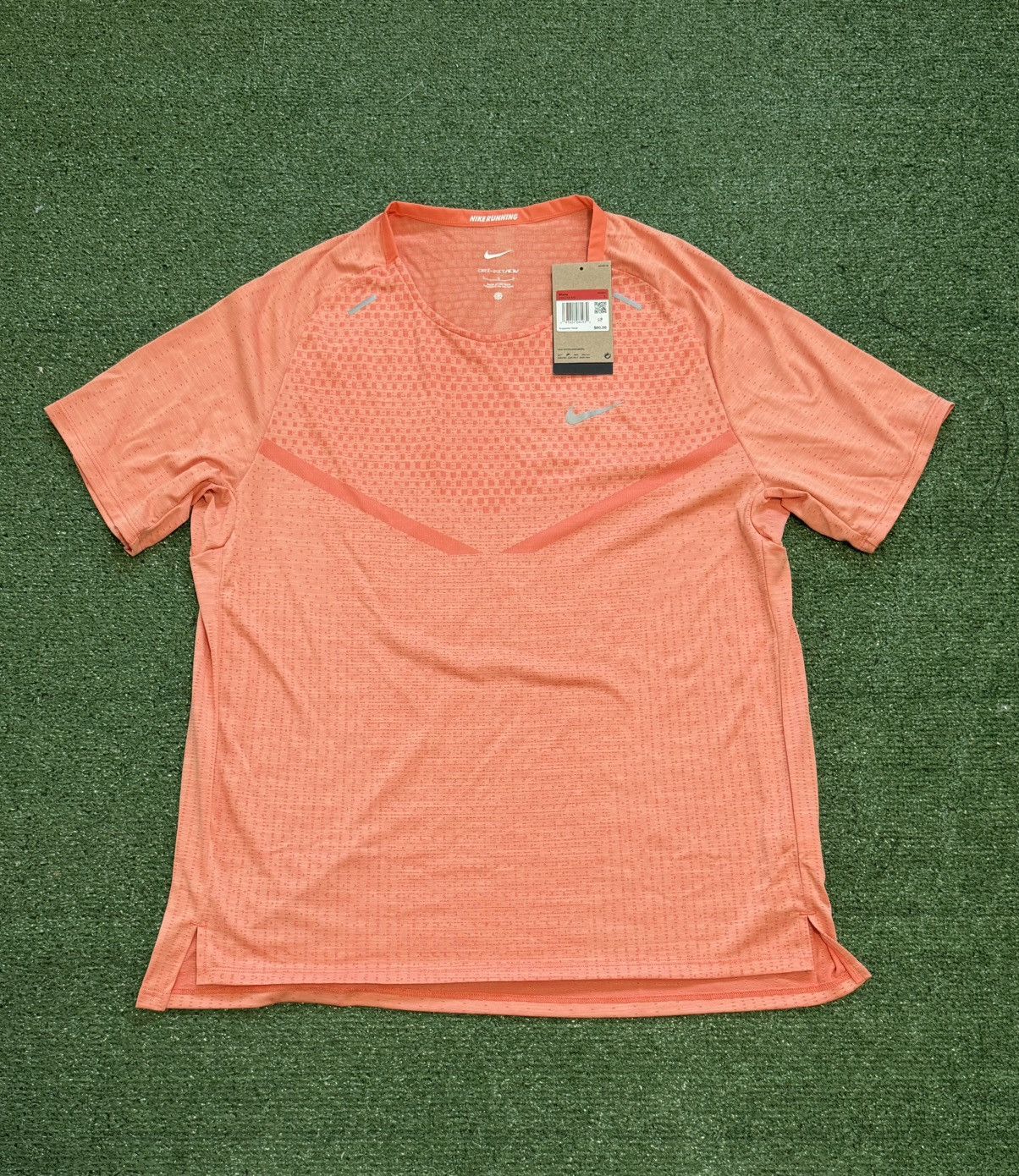 Nike Nike Shirt Men Large Dri-FIT ADV Run Division Tech Knit Size US L / EU 52-54 / 3 - 1 Thumbnail