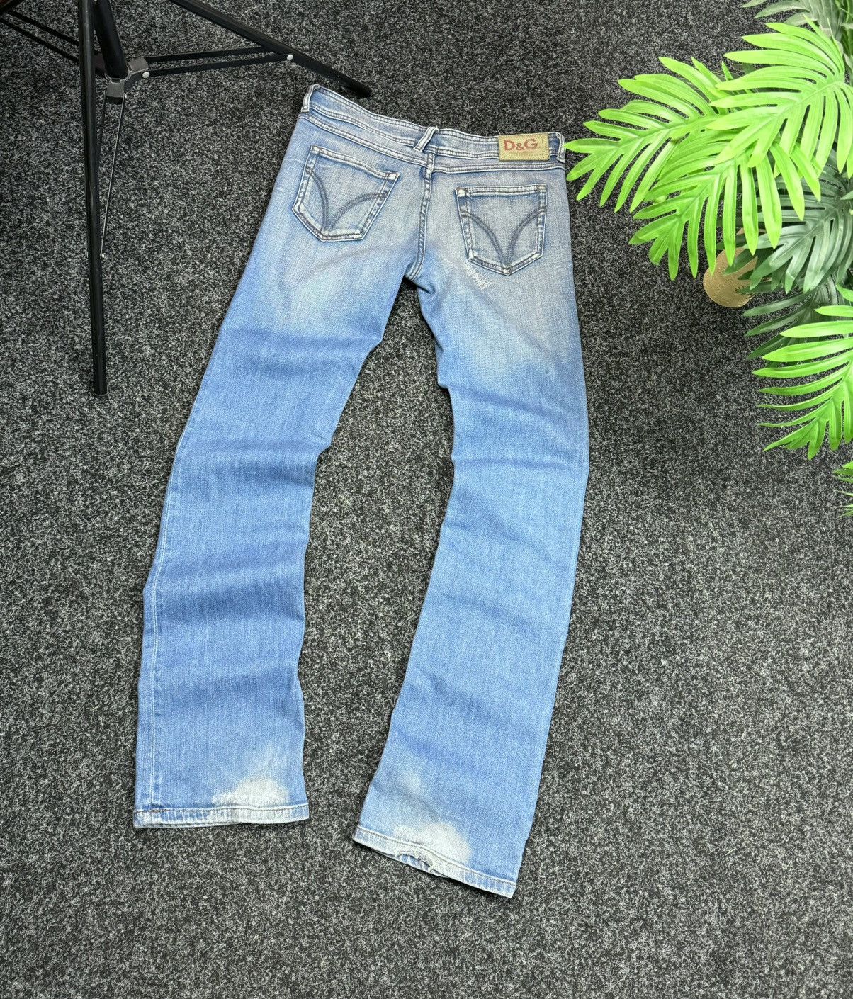 Dolce & Gabbana Dolce Gabbana D&G Vintage Womans Jeans Luxury size 28 Size 28" / US 6 / IT 42 - 1 Thumbnail