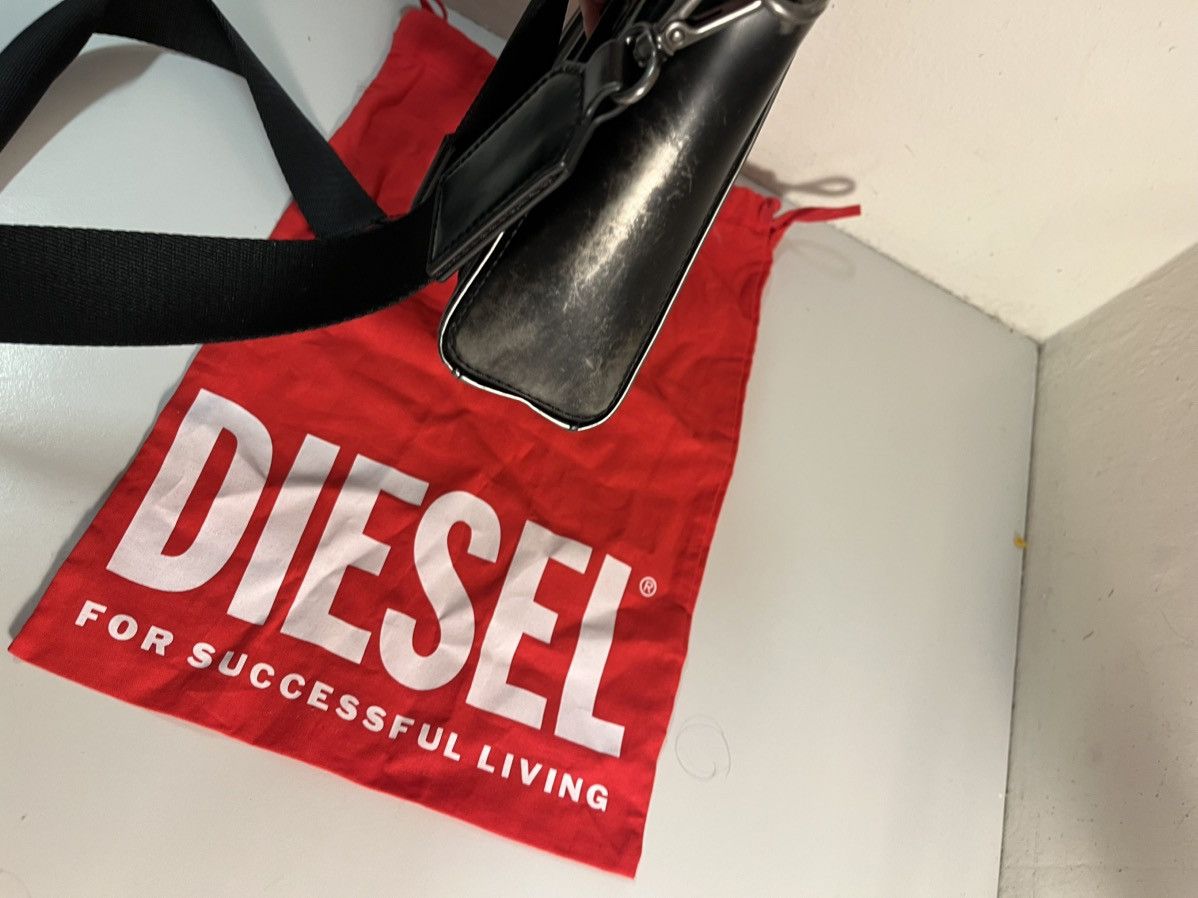 Diesel Dsl 3D camera bag with embossed logo Size ONE SIZE - 4 Thumbnail