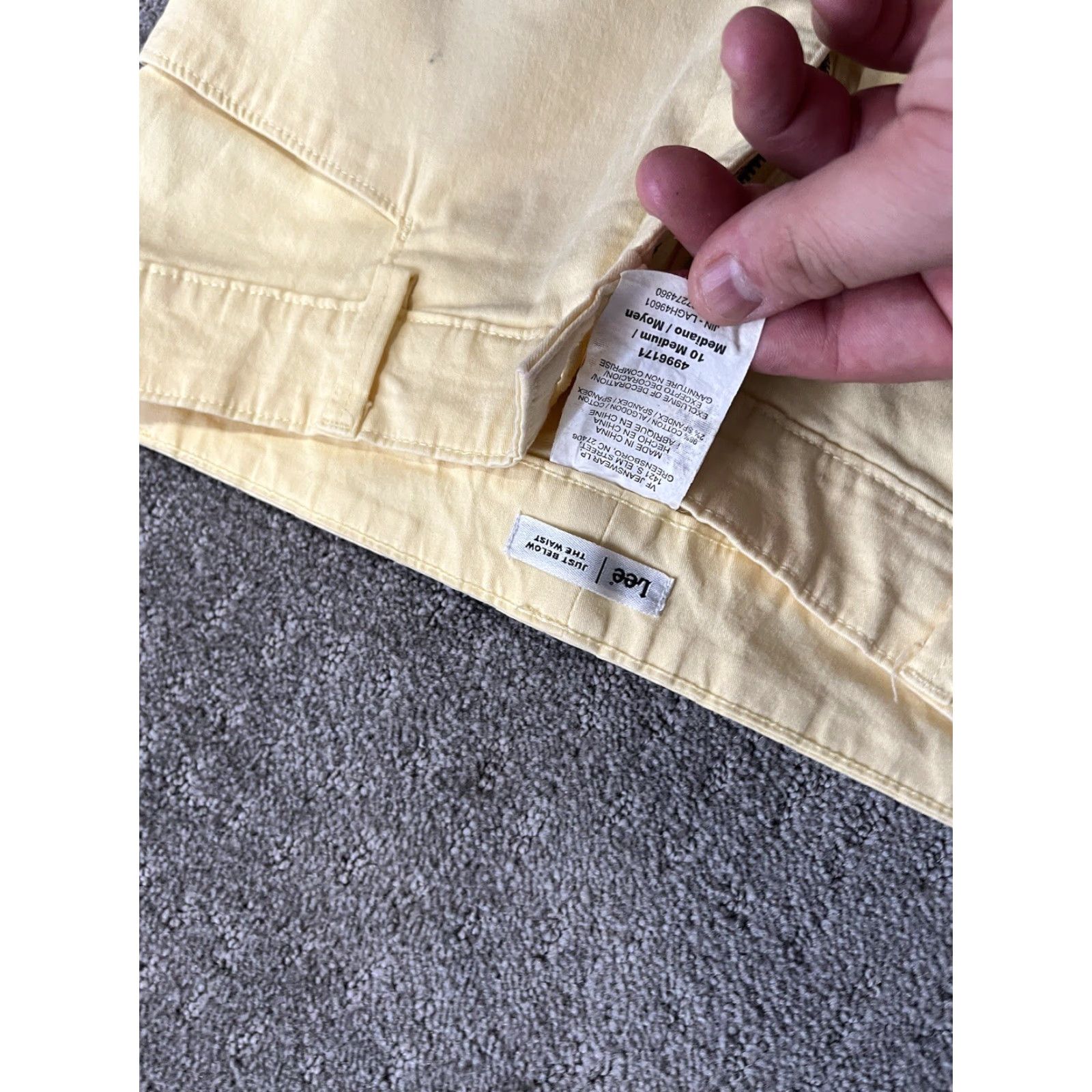 Lee VINTAGE Lee Women's Capri Pants Size 10 Yellow Cotton Spandex Casual Inseam 21.5" Size 32" / US 10 / IT 46 - 4 Thumbnail