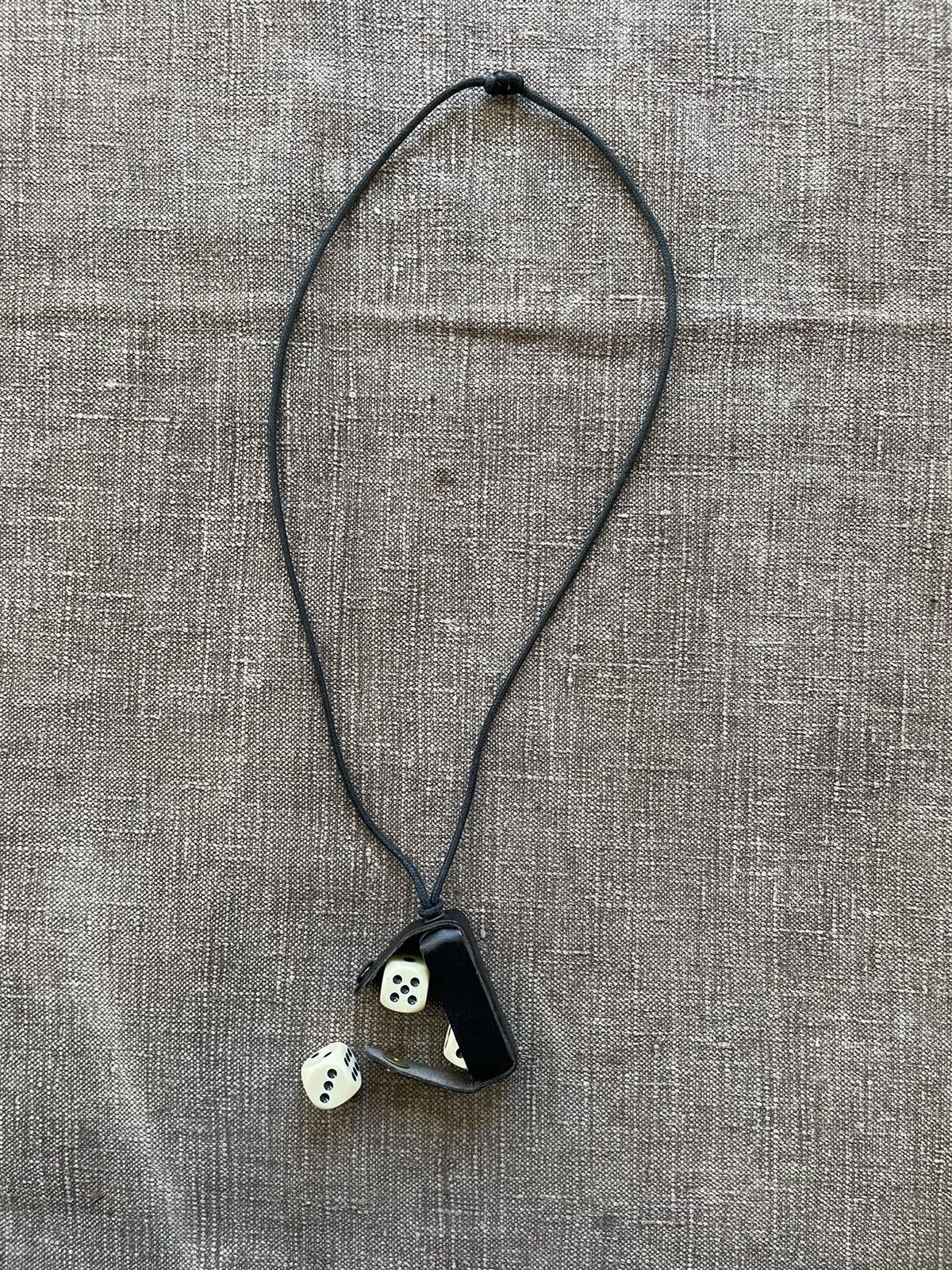 FW07 dice holder necklace