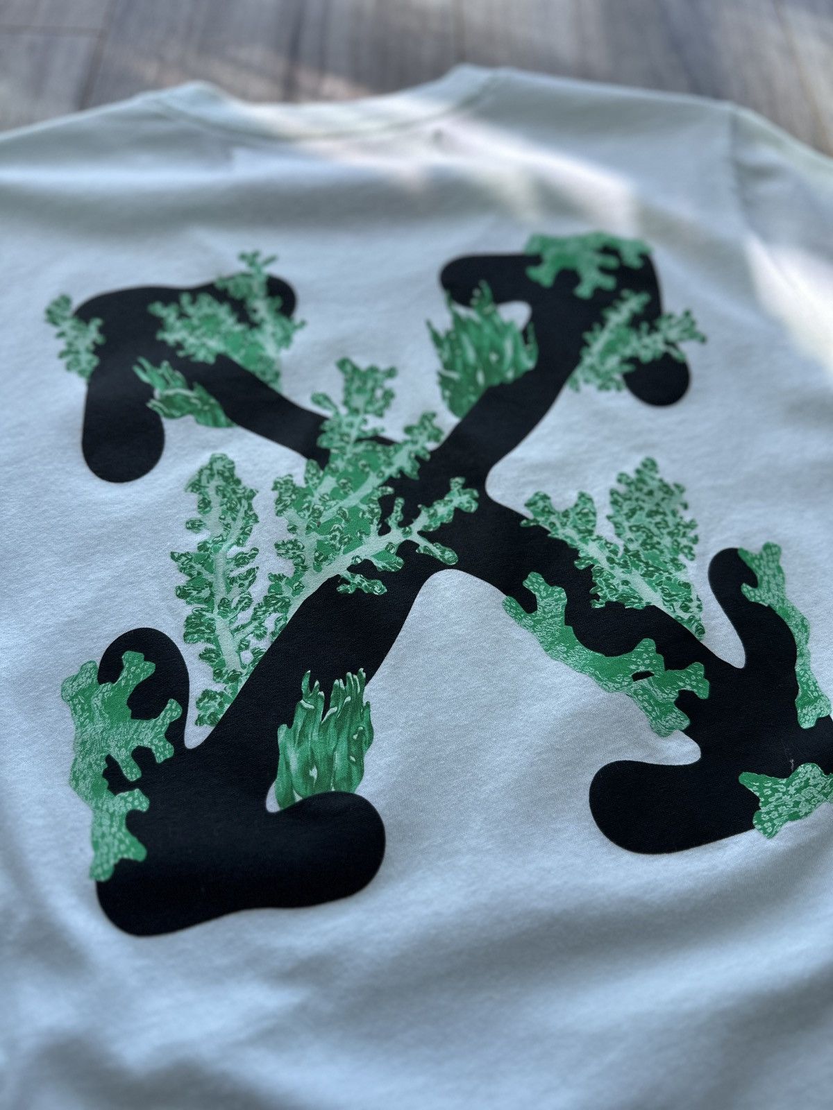 Off-White Off-White by Abloh cross corals tee t t-shirt carravaggio Size US S / EU 44-46 / 1 - 5 Thumbnail