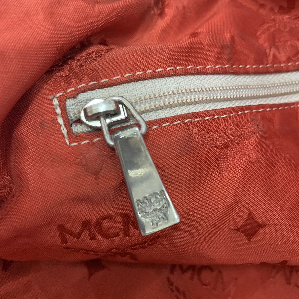 MCM MCM Red Large Shoulder Bag Size ONE SIZE - 13 Thumbnail