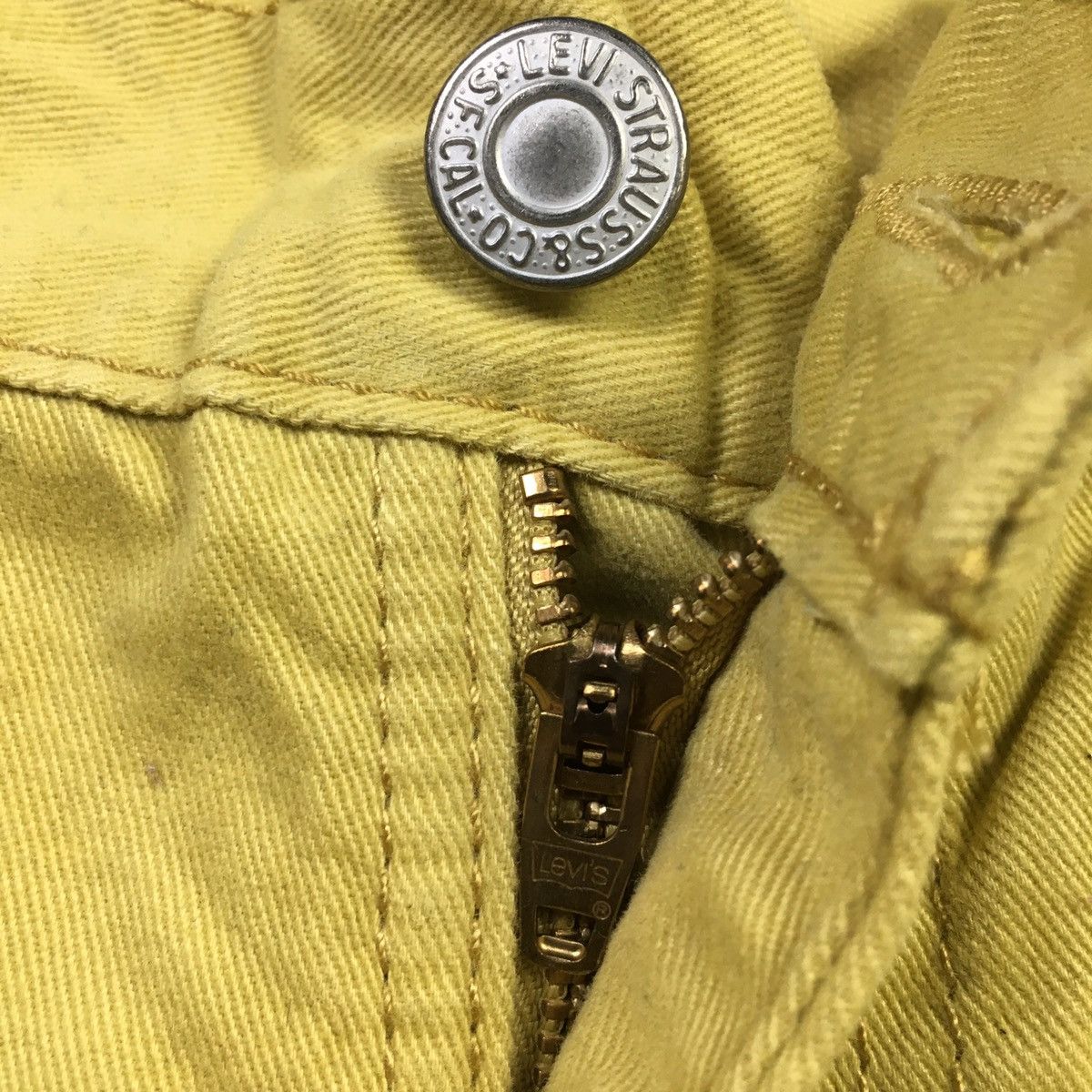 Levi's × Levi's Vintage Clothing × Vintage Rare !! Levis 514 Yellow Retro Style Jeans Size US 36 / EU 52 - 7 Thumbnail