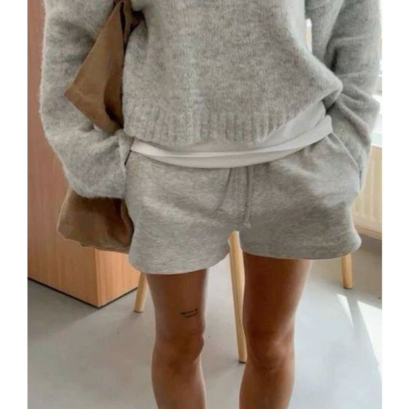 Old Navy Old Navy Terry Cotton Cozy Gray Sweatshorts Large Lounge Size 31" - 1 Thumbnail