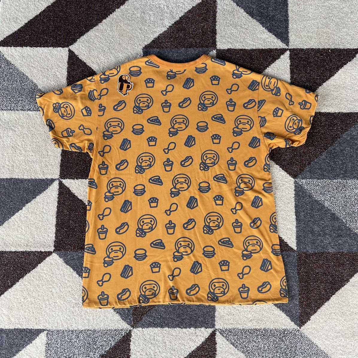 Bape OG Bape Baby Milo Junk Food Reversible Tee Size US L / EU 52-54 / 3 - 4 Thumbnail