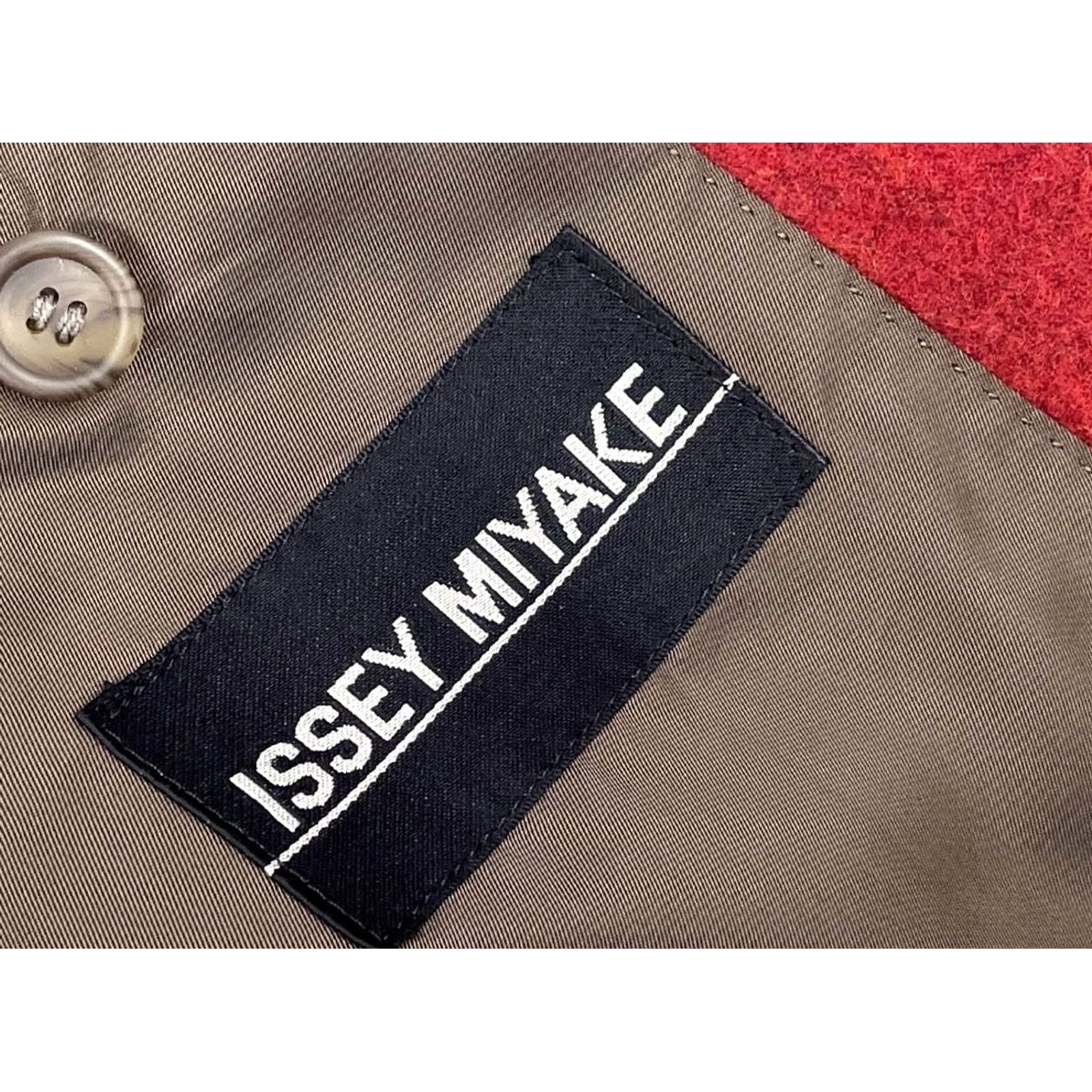 Issey Miyake ISSEY MIYAKE Men's Wool Jacket Size L Red Button Solid USED Size US L / EU 52-54 / 3 - 5 Thumbnail