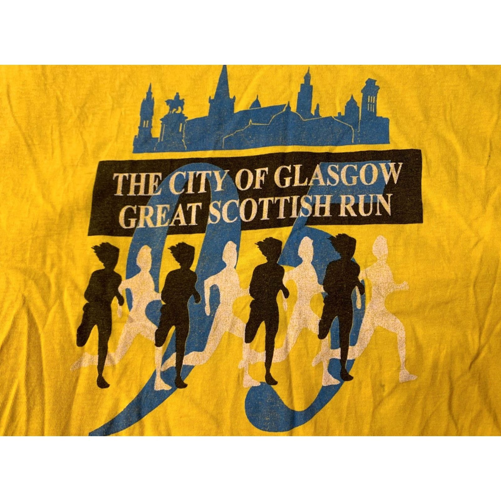 Greats VINTAGE Nike Shirt XL The City Of Glasgow Great Scottish Run 1995 Mens Yellow Short Sleeve Cotton T-Shirt Jersey 1990s Size US XL / EU 56 / 4 - 4 Thumbnail