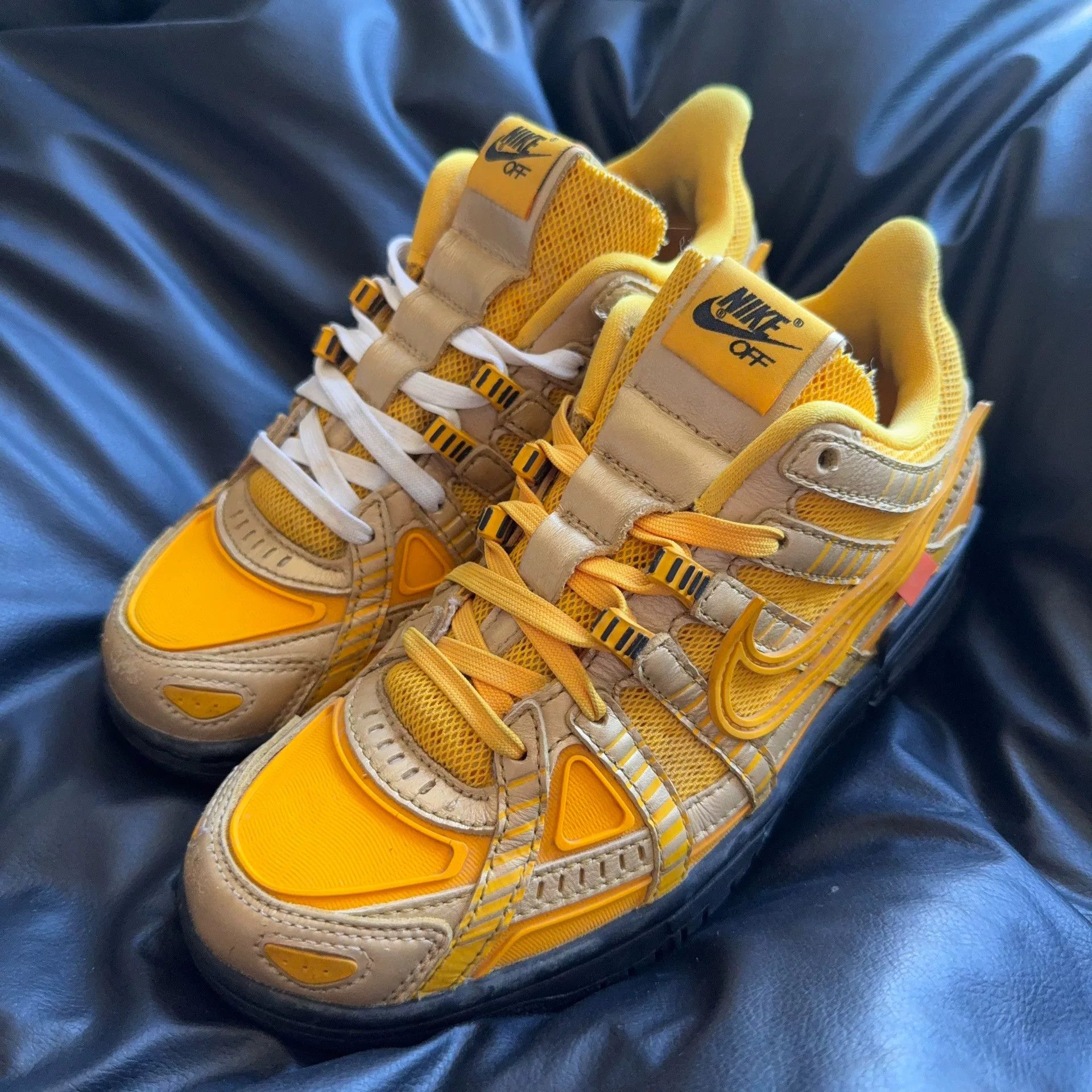 Off-White Off-White Black Lowtop Sneakers 37 Men Size US 5 / EU 37 - 1 Thumbnail