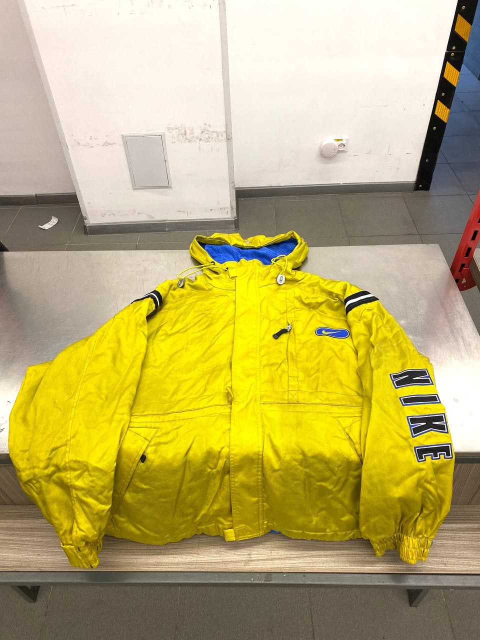 Nike × Vintage NIKE VINTAGE LIGHT JACKET Size US L / EU 52-54 / 3 - 1 Thumbnail