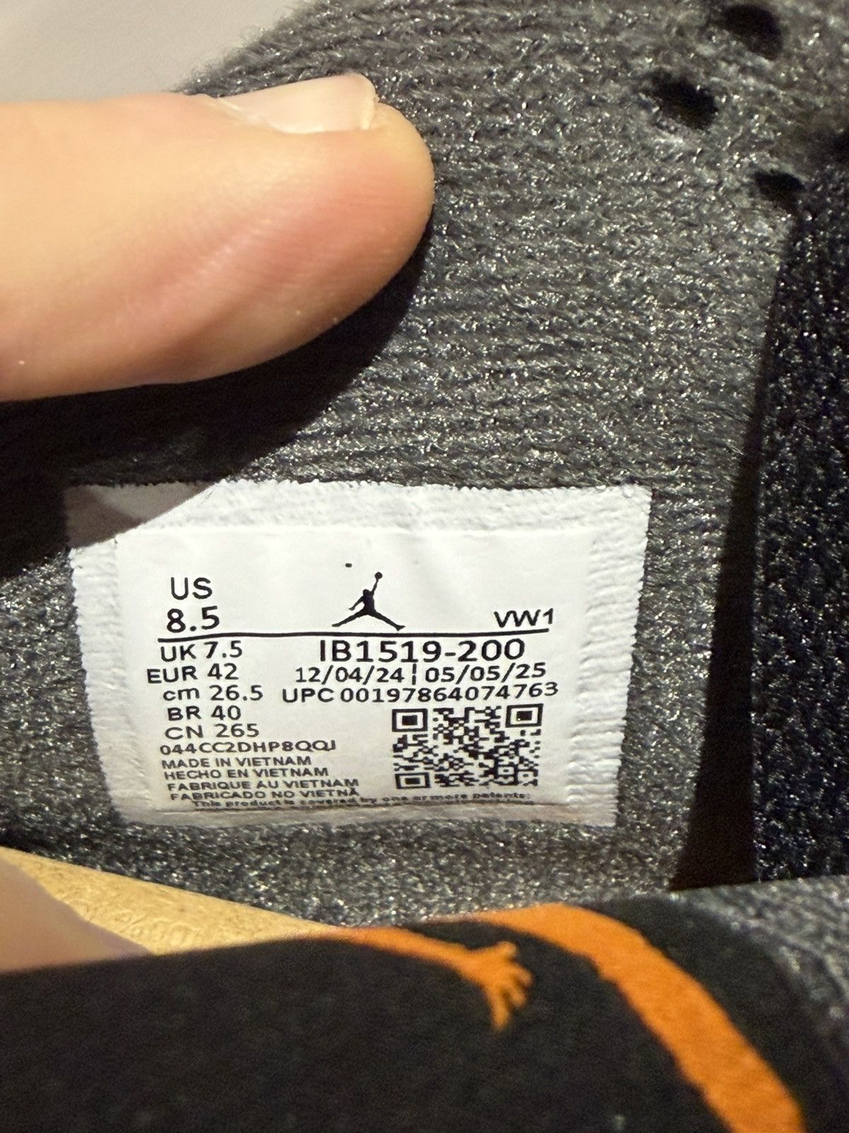 Jordan Brand Size 8.5 - Jordan 4 Retro OG SP Undefeated “2025” Size US 8.5 / EU 41-42 - 10 Thumbnail