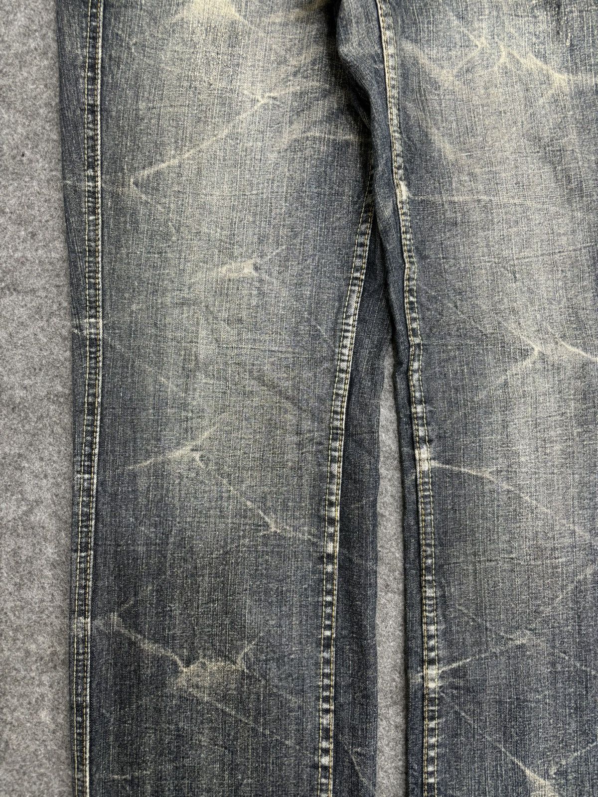 Japanese Brand × Seditionaries 💥Insane 90s Style💥Superubis Valetta Cracked Fades Denim F499 Size US 32 / EU 48 - 7 Thumbnail