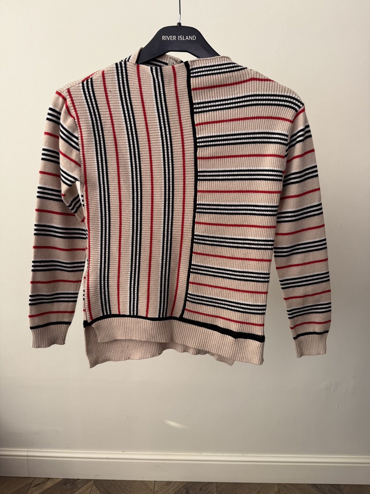Burberry Vintage Burberry Women’s Beige Nova Stripe Sweater Size S / US 4 / IT 40 - 2 Thumbnail