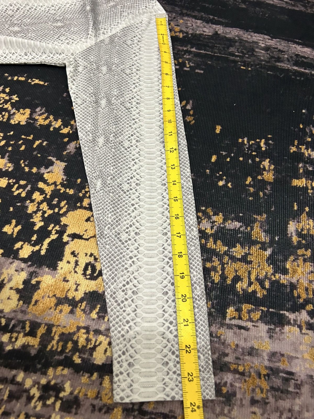 If Six Was Nine Semantic Design Snake Long Sleve Size US M / EU 48-50 / 2 - 12 Thumbnail