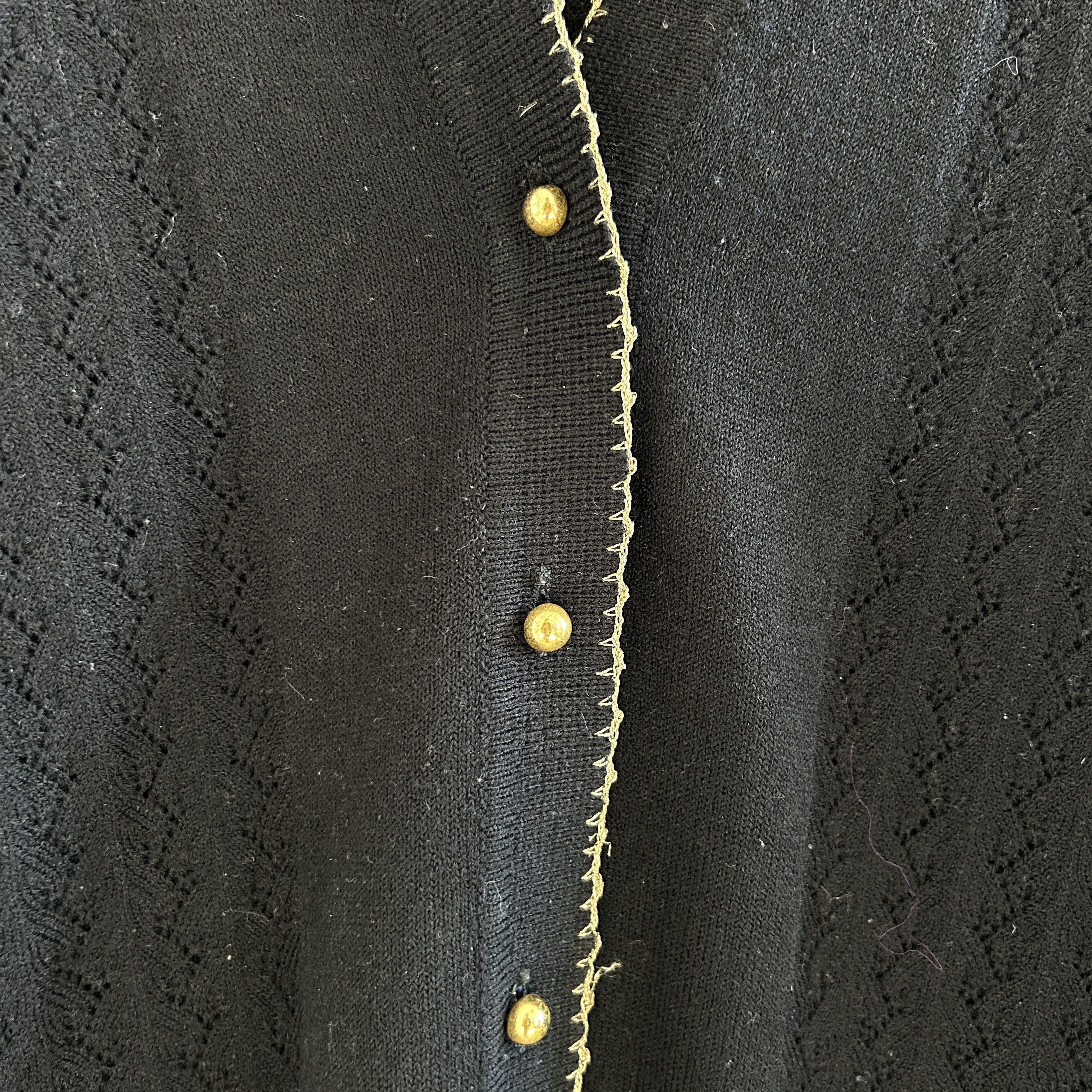 Vintage Vintage Black Knit Sweater Vest with Gold Buttons Size M / US 6-8 / IT 42-44 - 11 Thumbnail