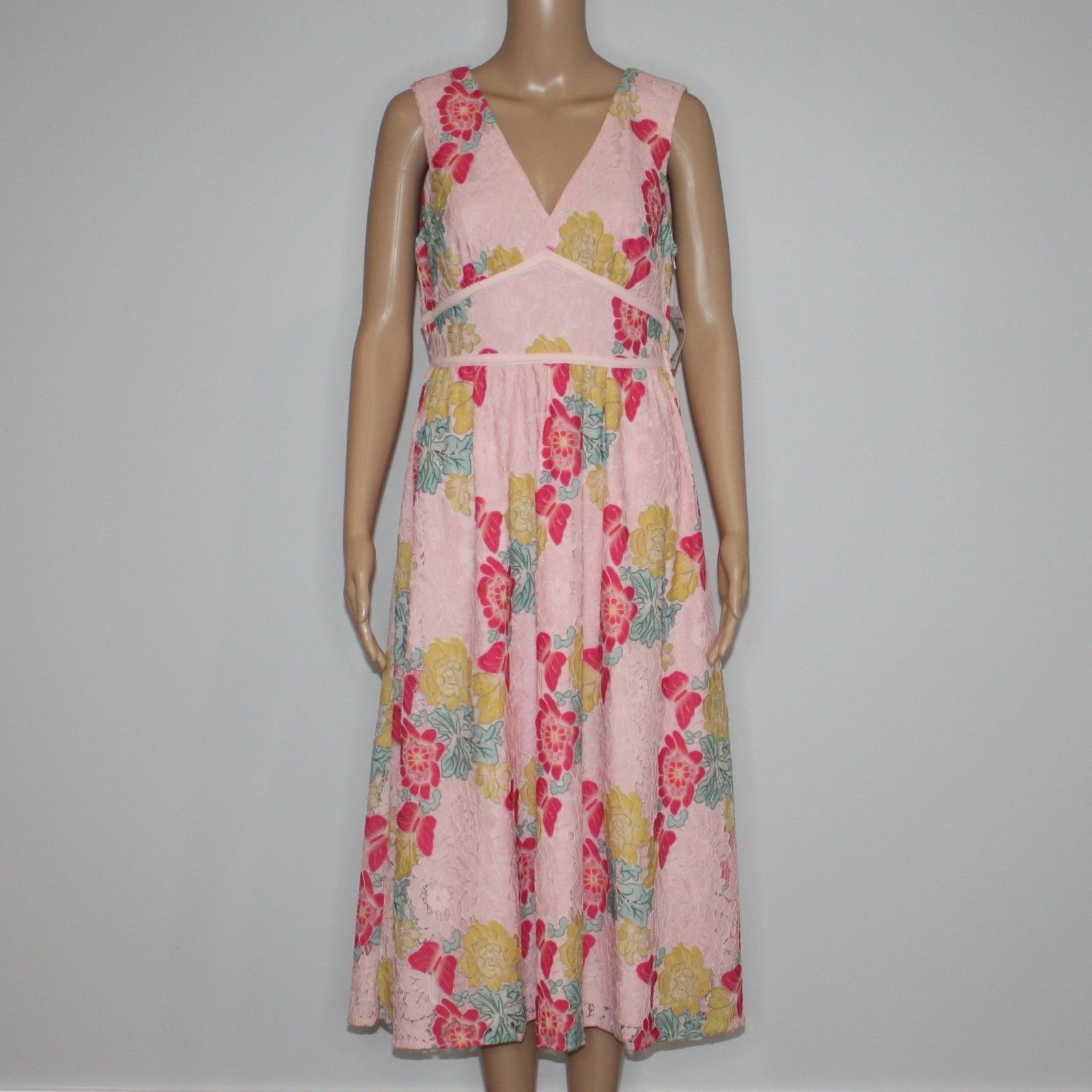 Other NSR Maria Multi Flower Floral Dress in size Medium NWT Size M / US 6-8 / IT 42-44 - 1 Thumbnail