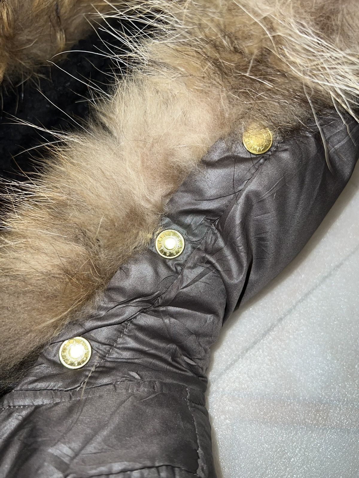 Japanese Brand RARE D.I.A. fur cropped puffer vest 🧷🖤 Size ONE SIZE - 13 Thumbnail