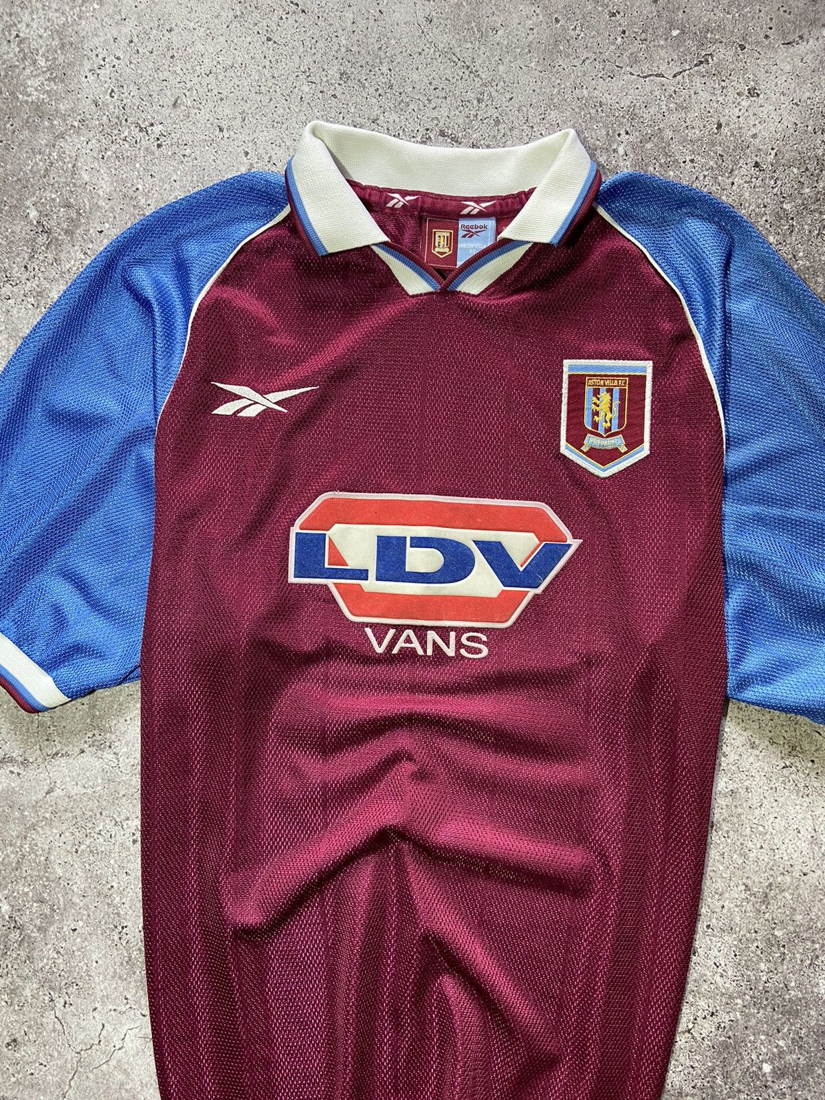 Reebok Aston Villa シャツ