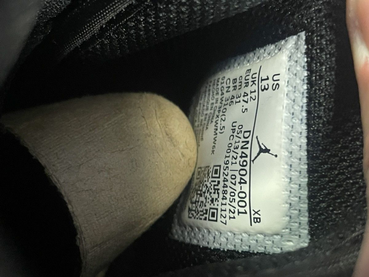 Jordan Brand Jordan 1 Mid Familia Size US 13 / EU 46 - 6 Thumbnail