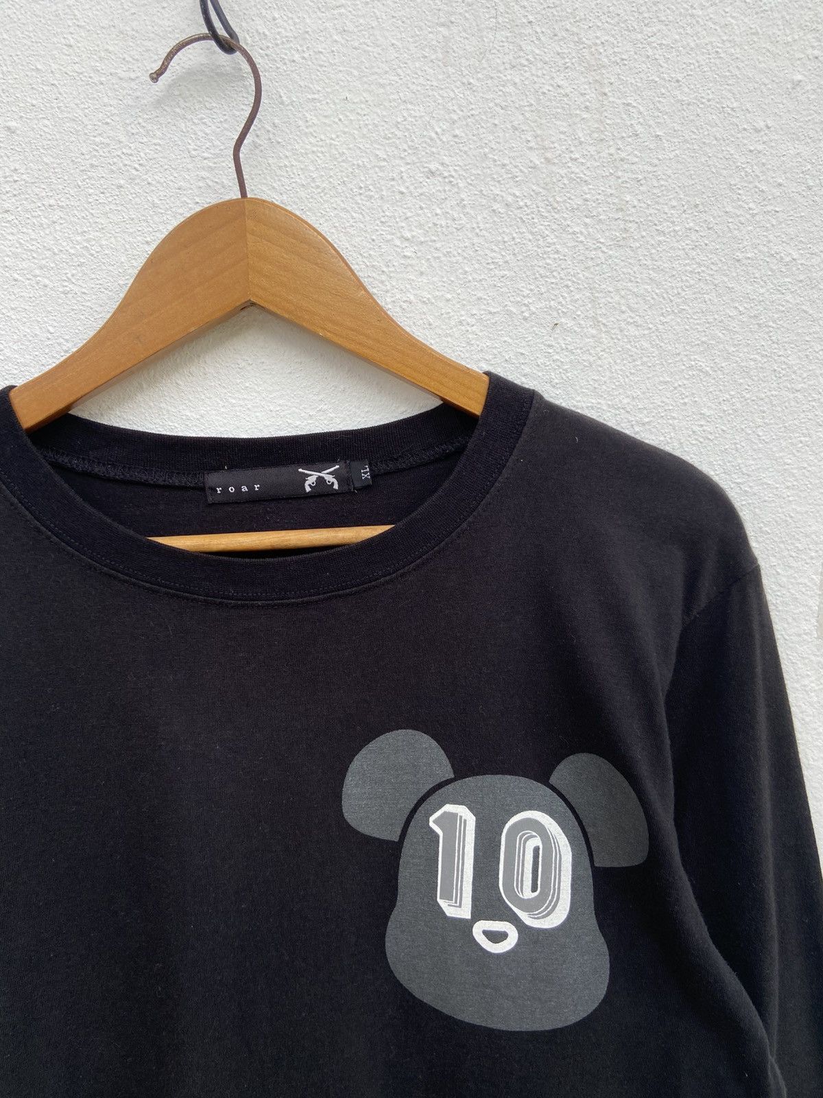 Roar Steals 🔥🔥🔥 Roar t shirt long sleeve mastermind Size US M / EU 48-50 / 2 - 4 Thumbnail